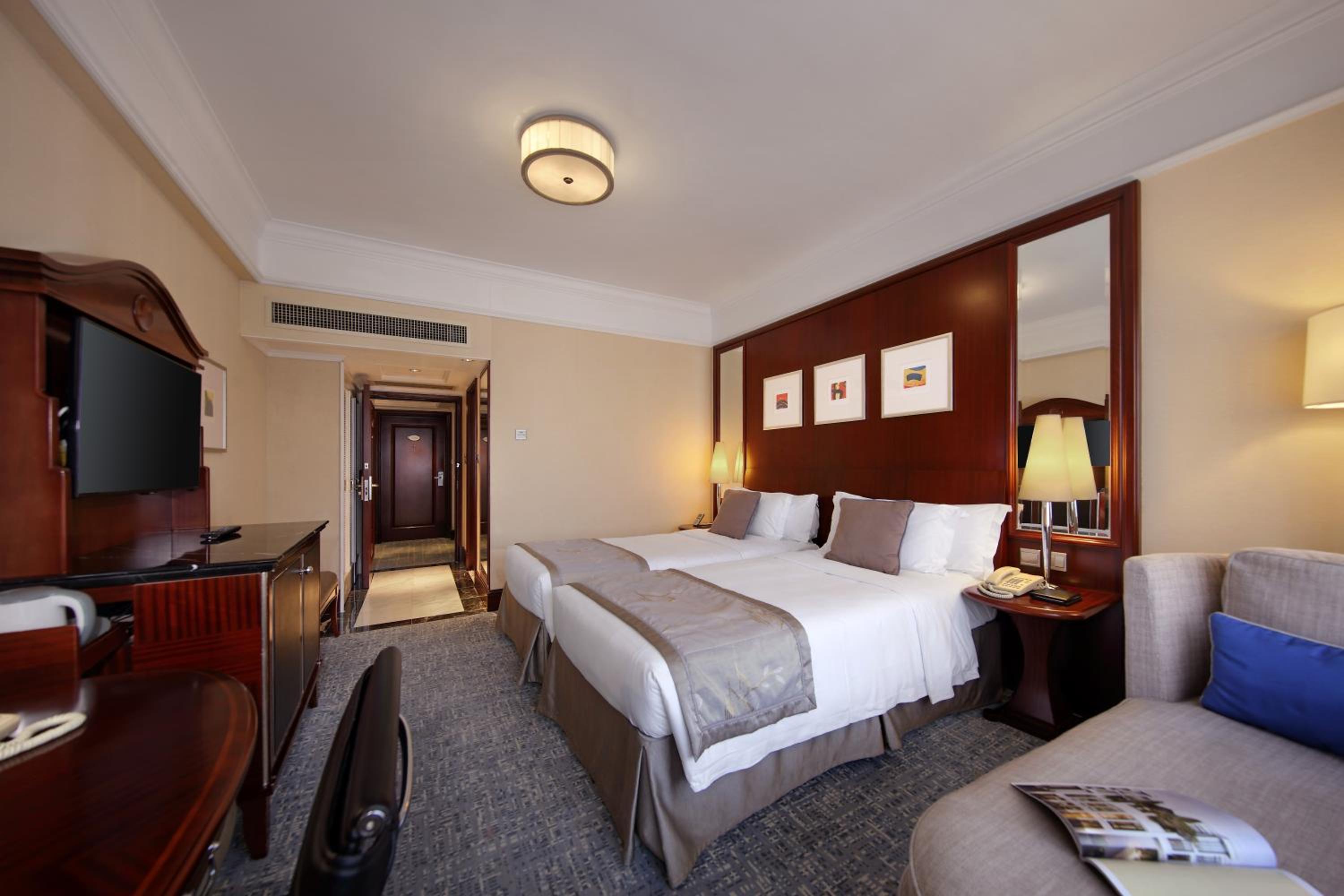 Deluxe Twin Room - Photo 3