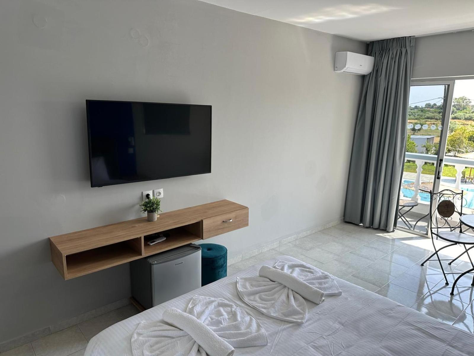 Double Or Twin Room photo 3