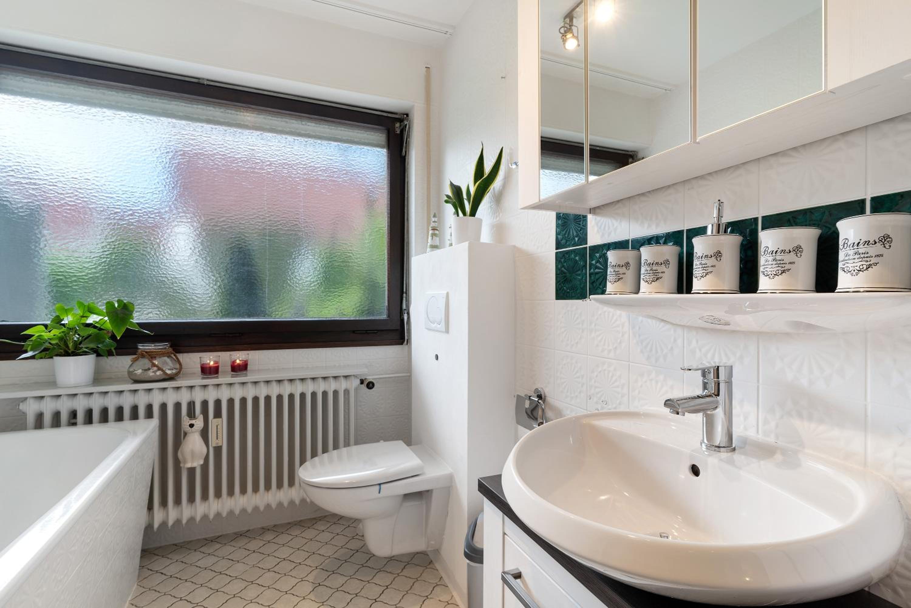 Two-Bedroom Deluxe Apartment with Garden View photo 3