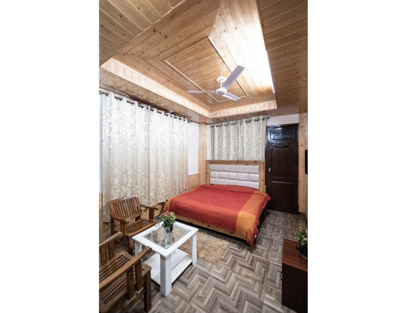 Deluxe Double Room With Balcony