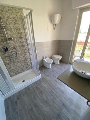 Double or Twin Room with Terrace - Photo 6