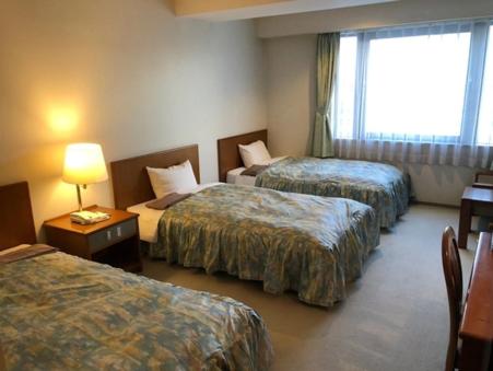 Triple Room - Non-Smoking