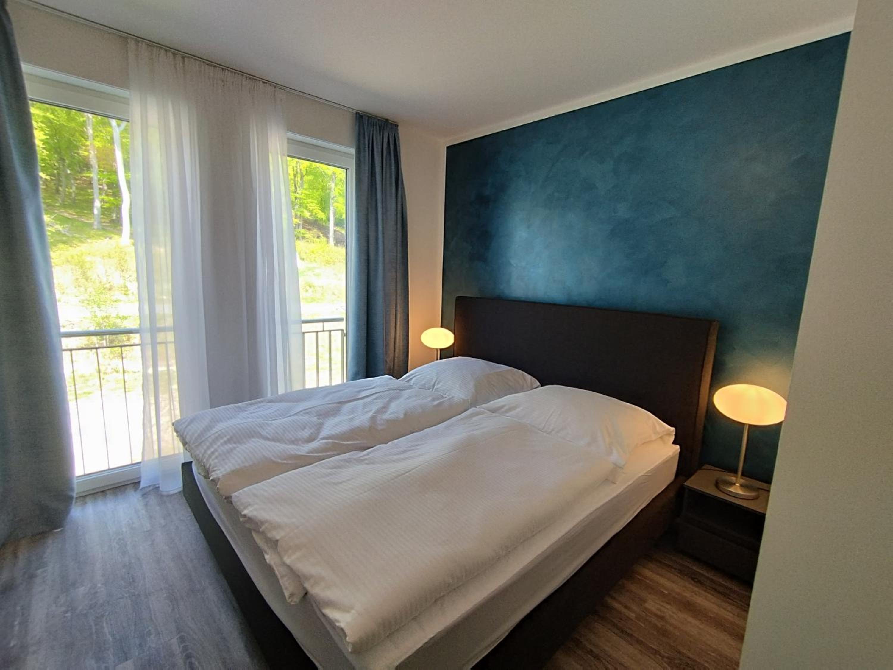 Two-Bedroom Apartment with Balcony photo 2