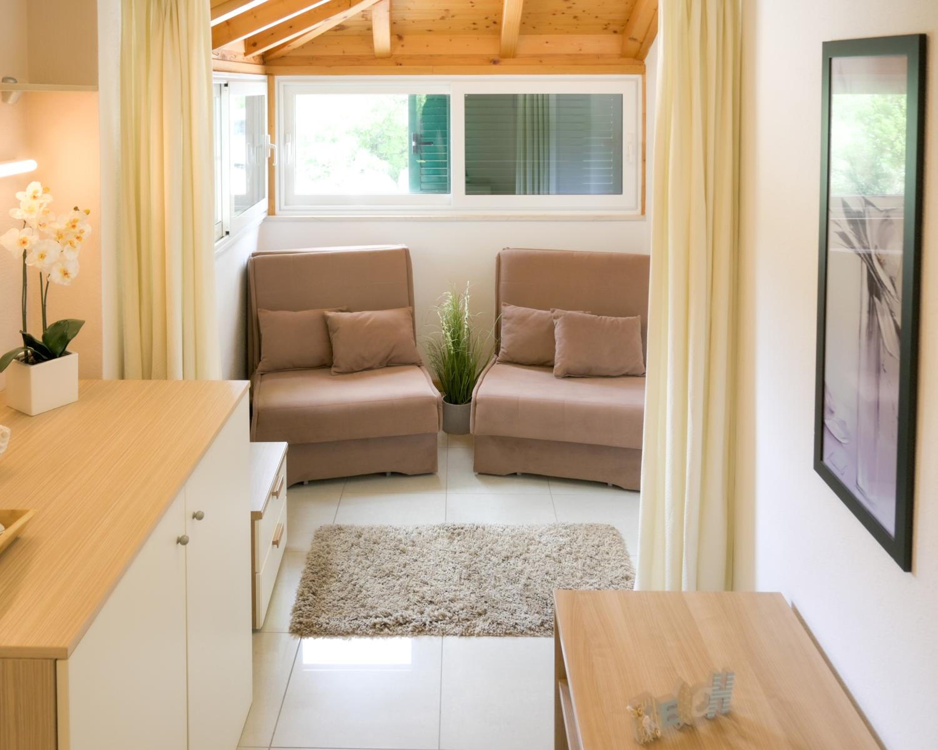 Deluxe Double Room with Balcony and Sea View - Photo 6