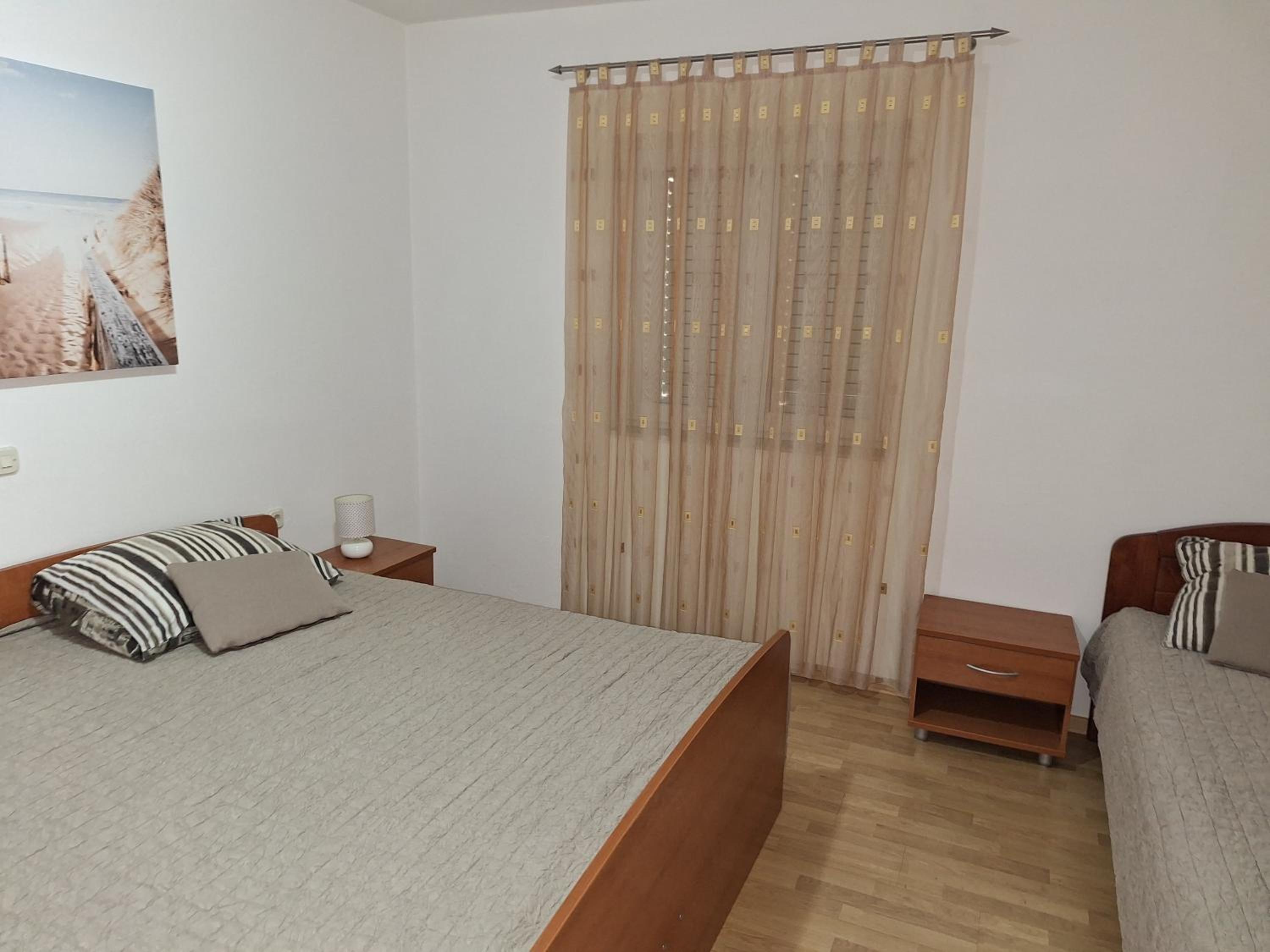 One-Bedroom Apartment - Photo 10