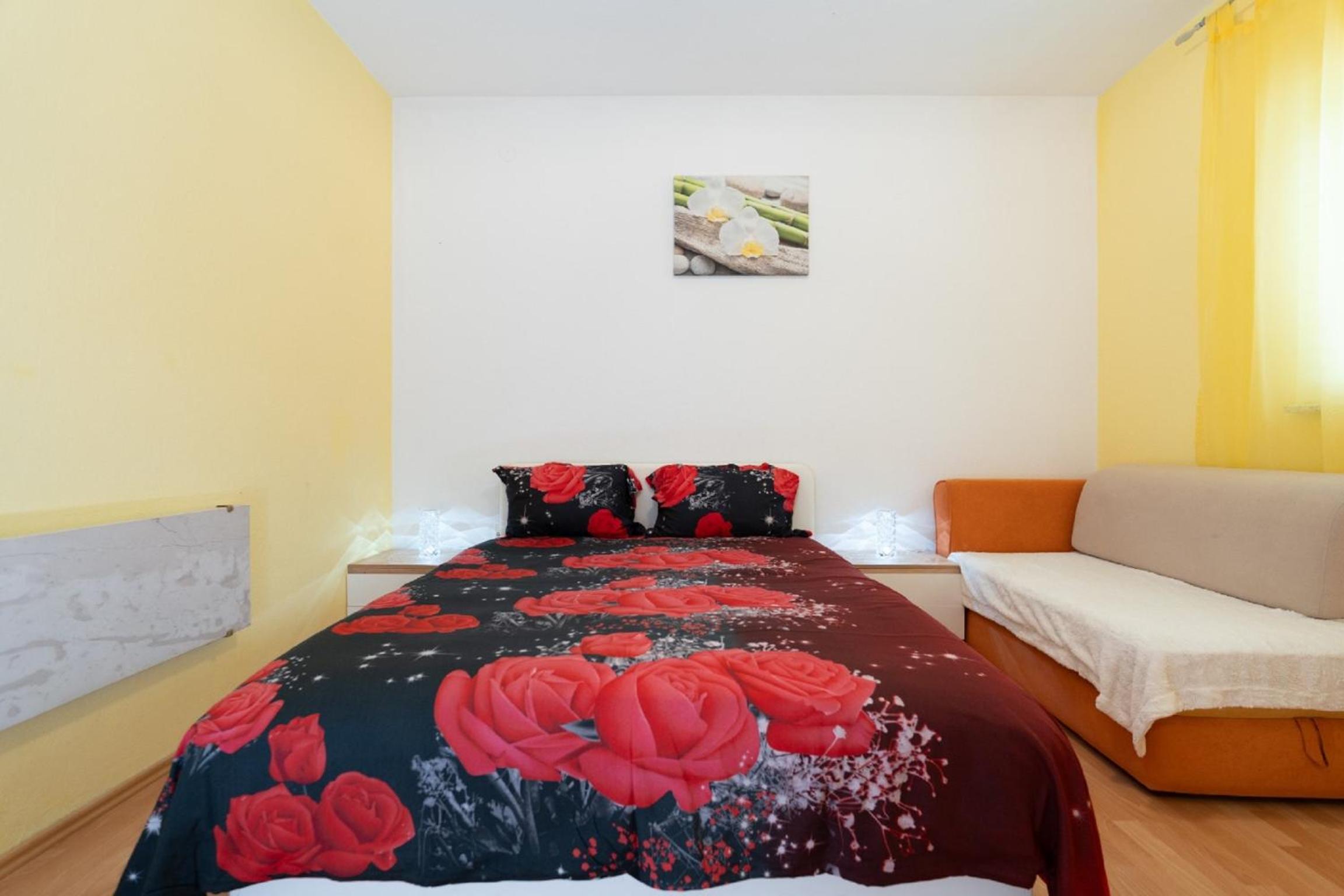 One Bedroom Apartment with Terrace photo 3