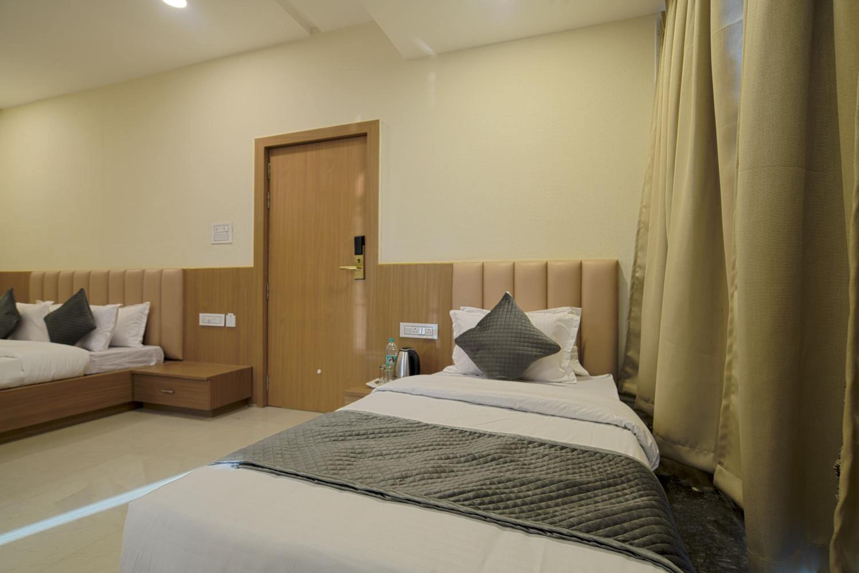 Superior Triple Room - Photo 5