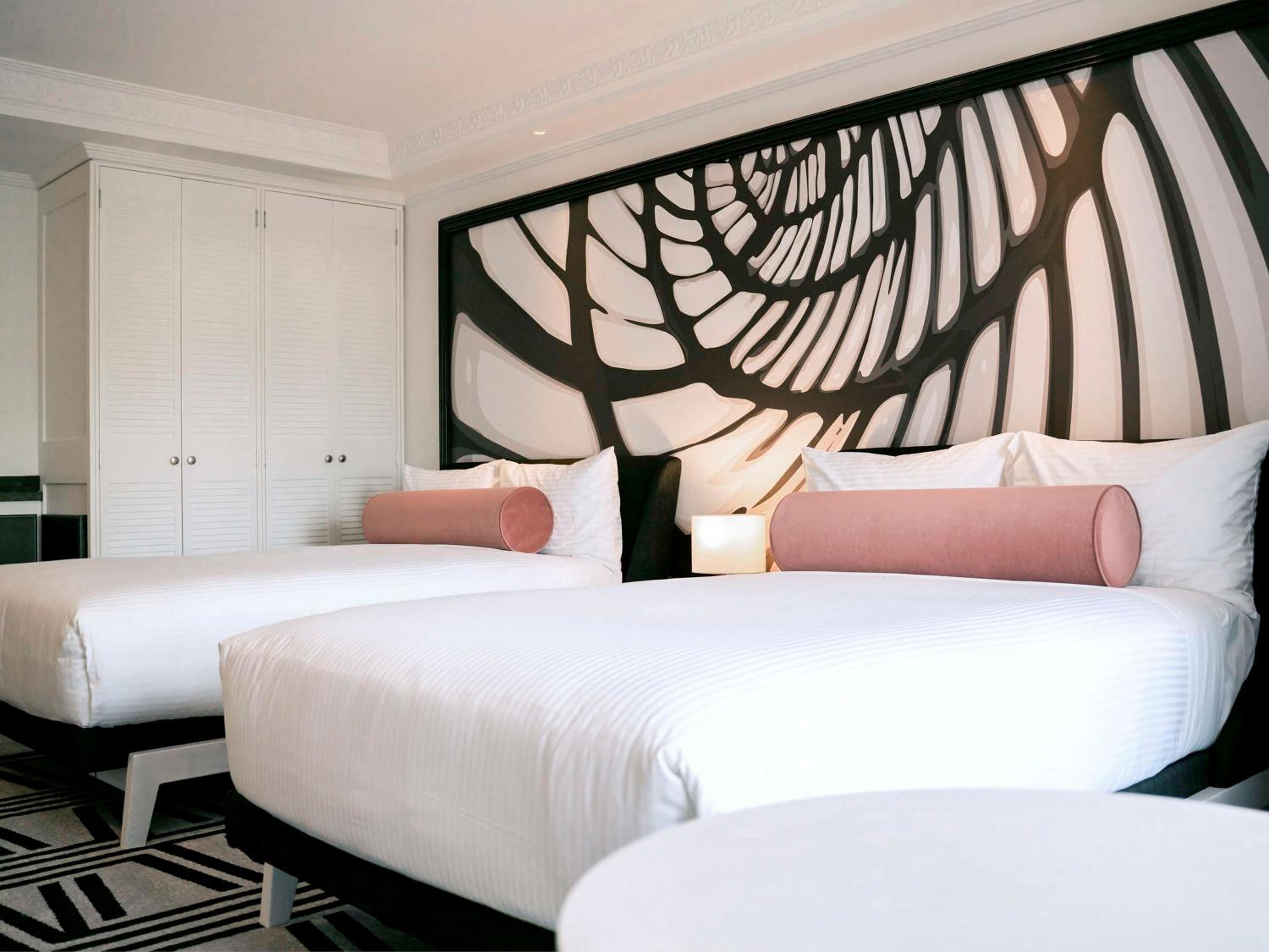 Rejuvenated Deluxe Twin with Harbor View - Photo 14