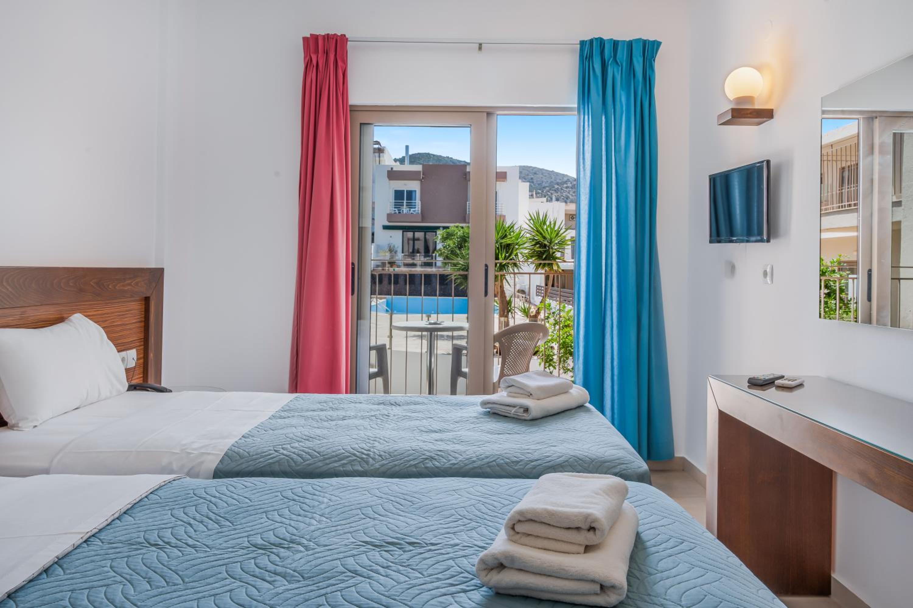 Standard Twin/Double Room