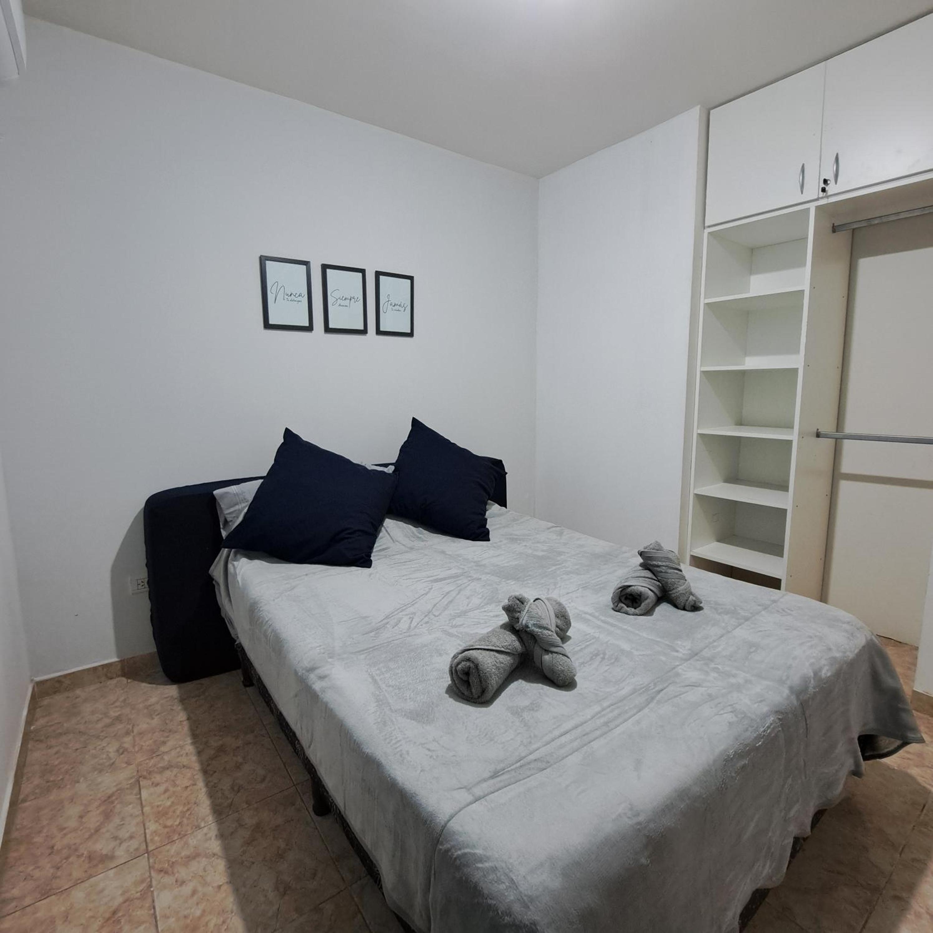 One-Bedroom Apartment photo 1