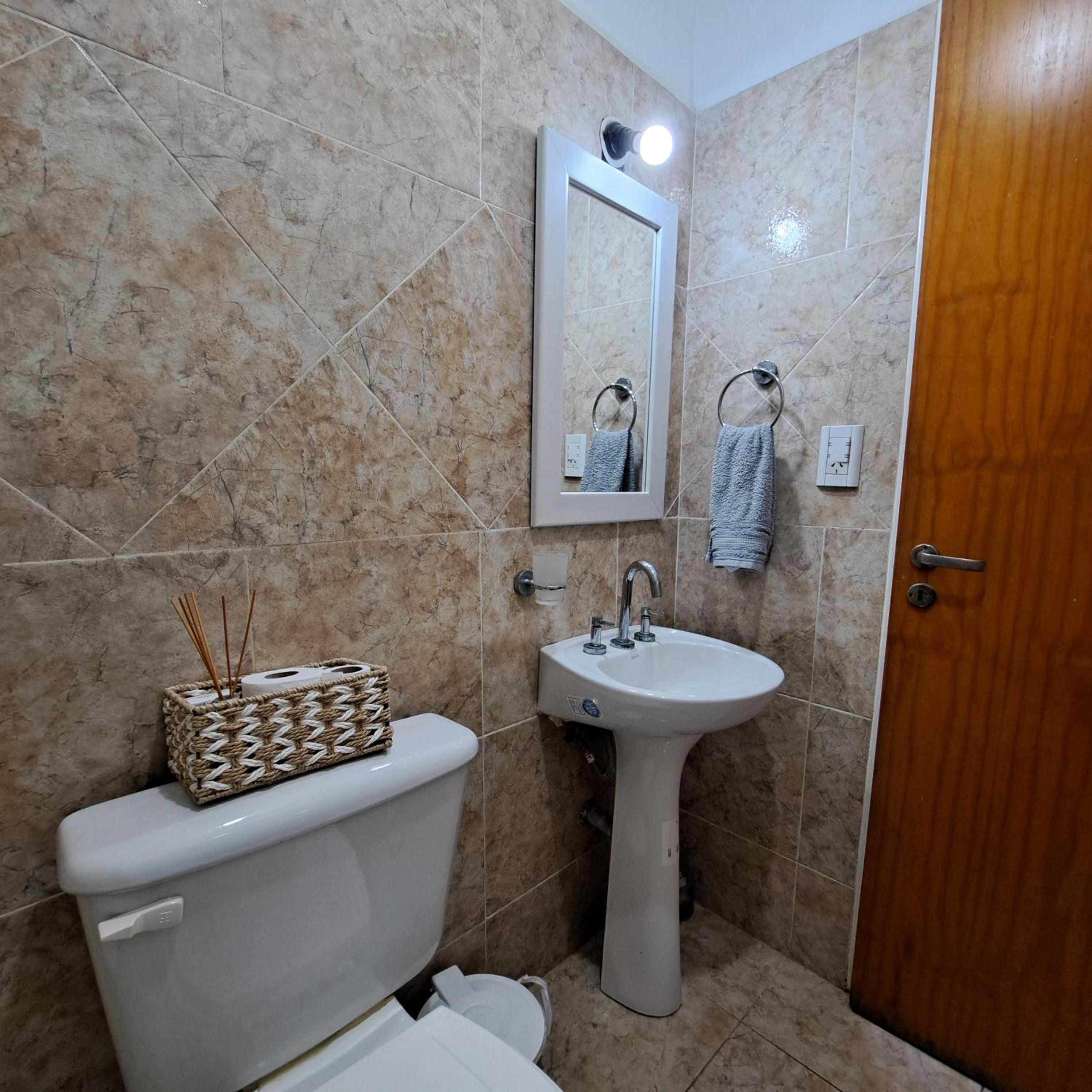 One-Bedroom Apartment photo 2