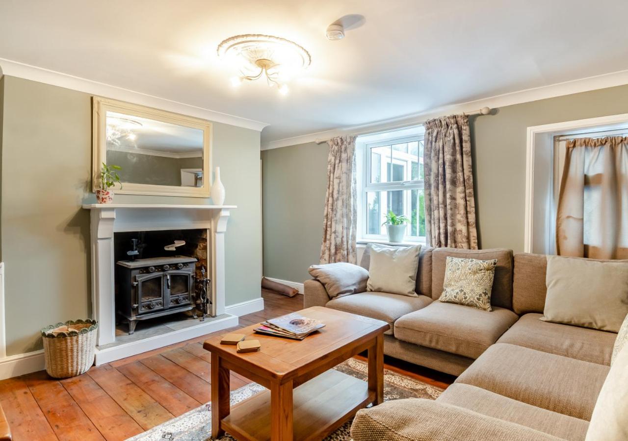Four-Bedroom House photo 1