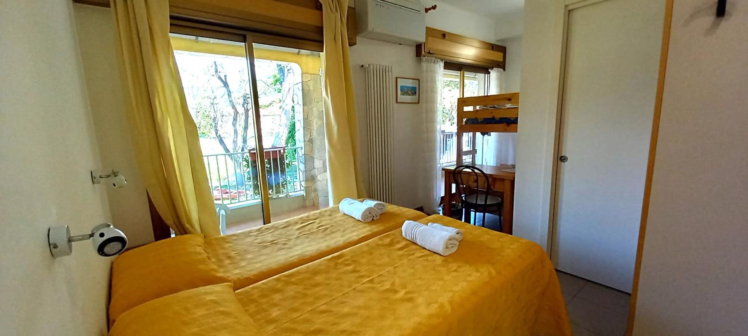 Quadruple Room photo 1