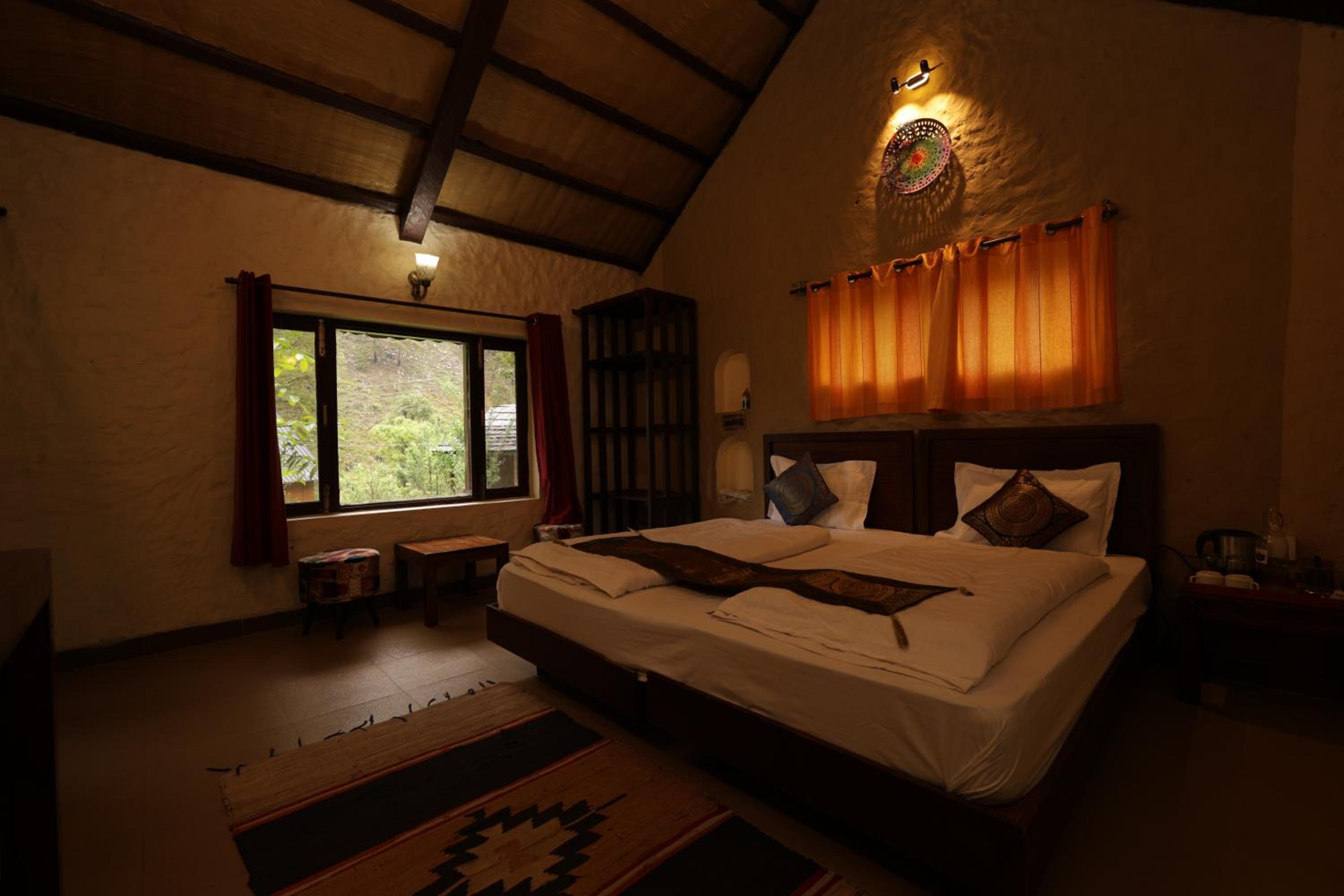 Deluxe Double Room with Balcony