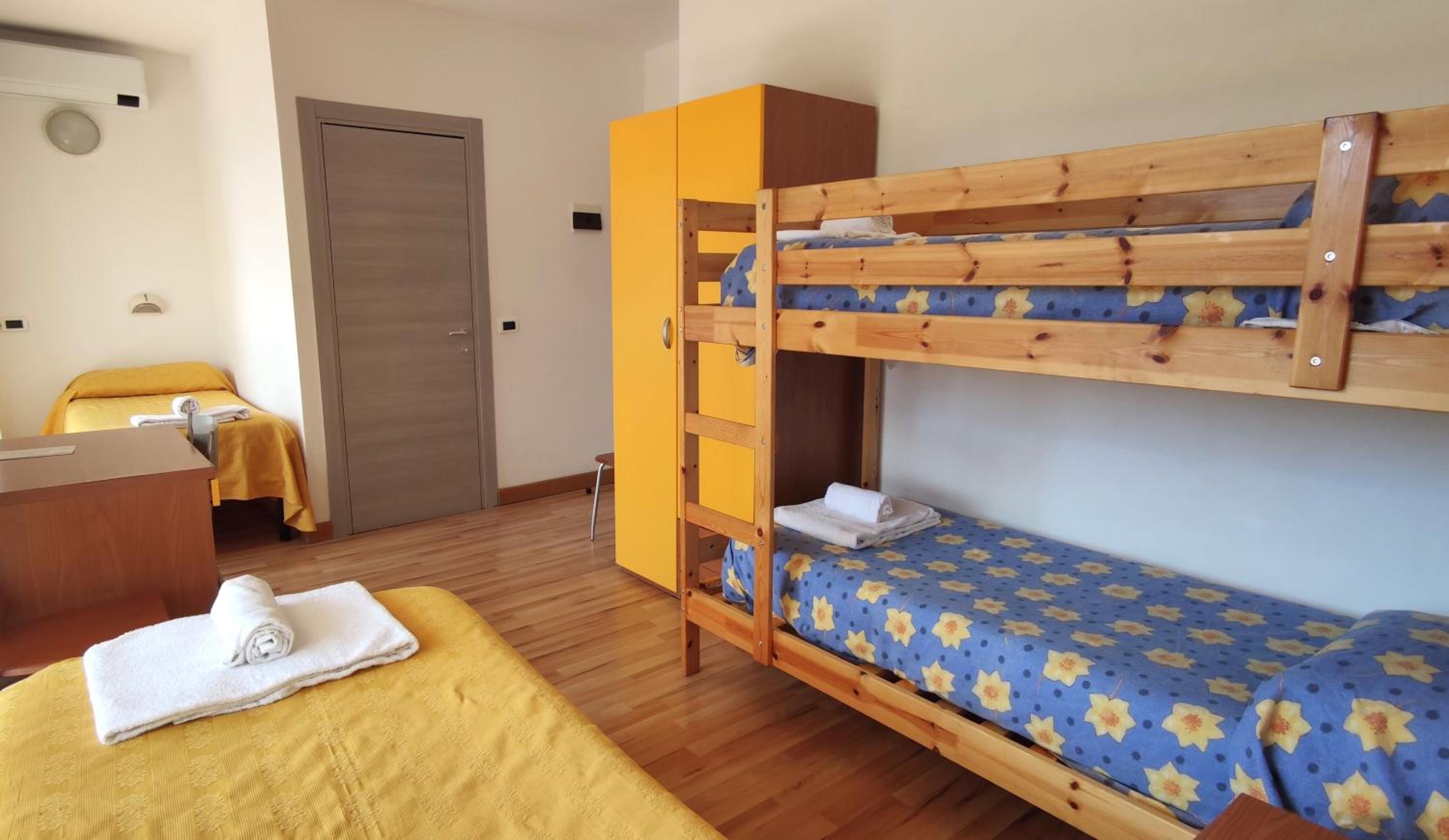 Quadruple Room photo 3