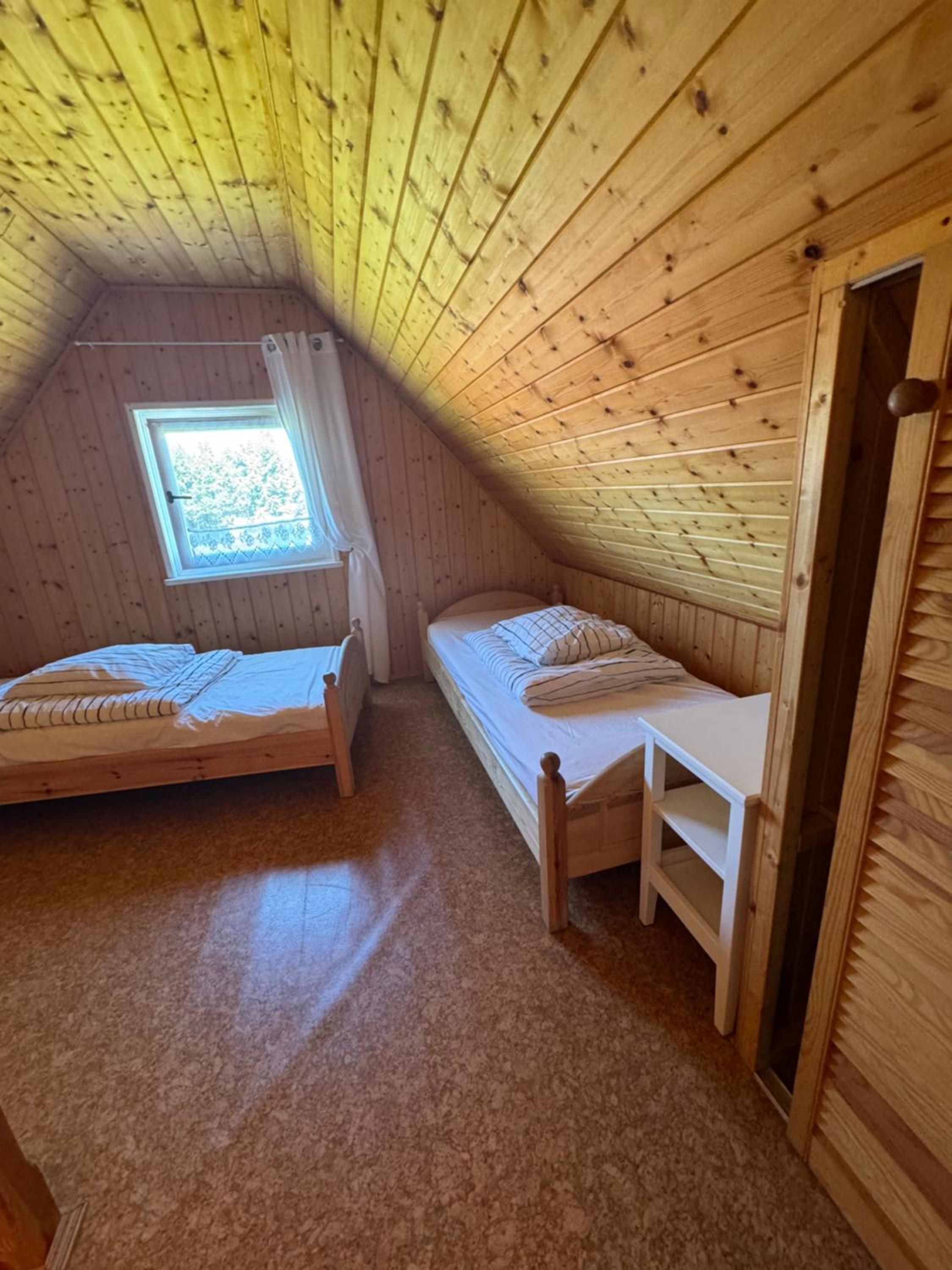 One-Bedroom House photo 1
