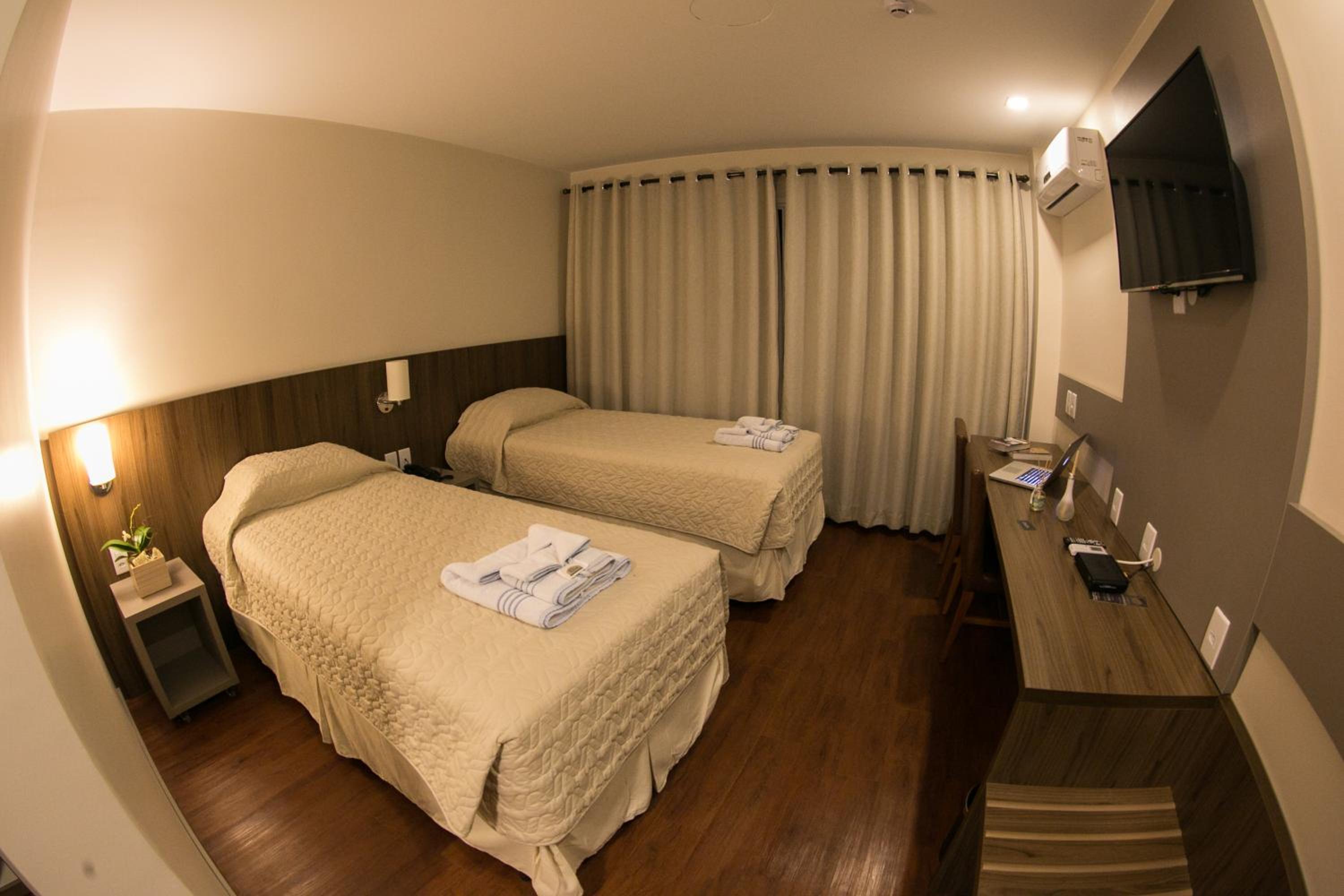 Deluxe Twin Room photo 1