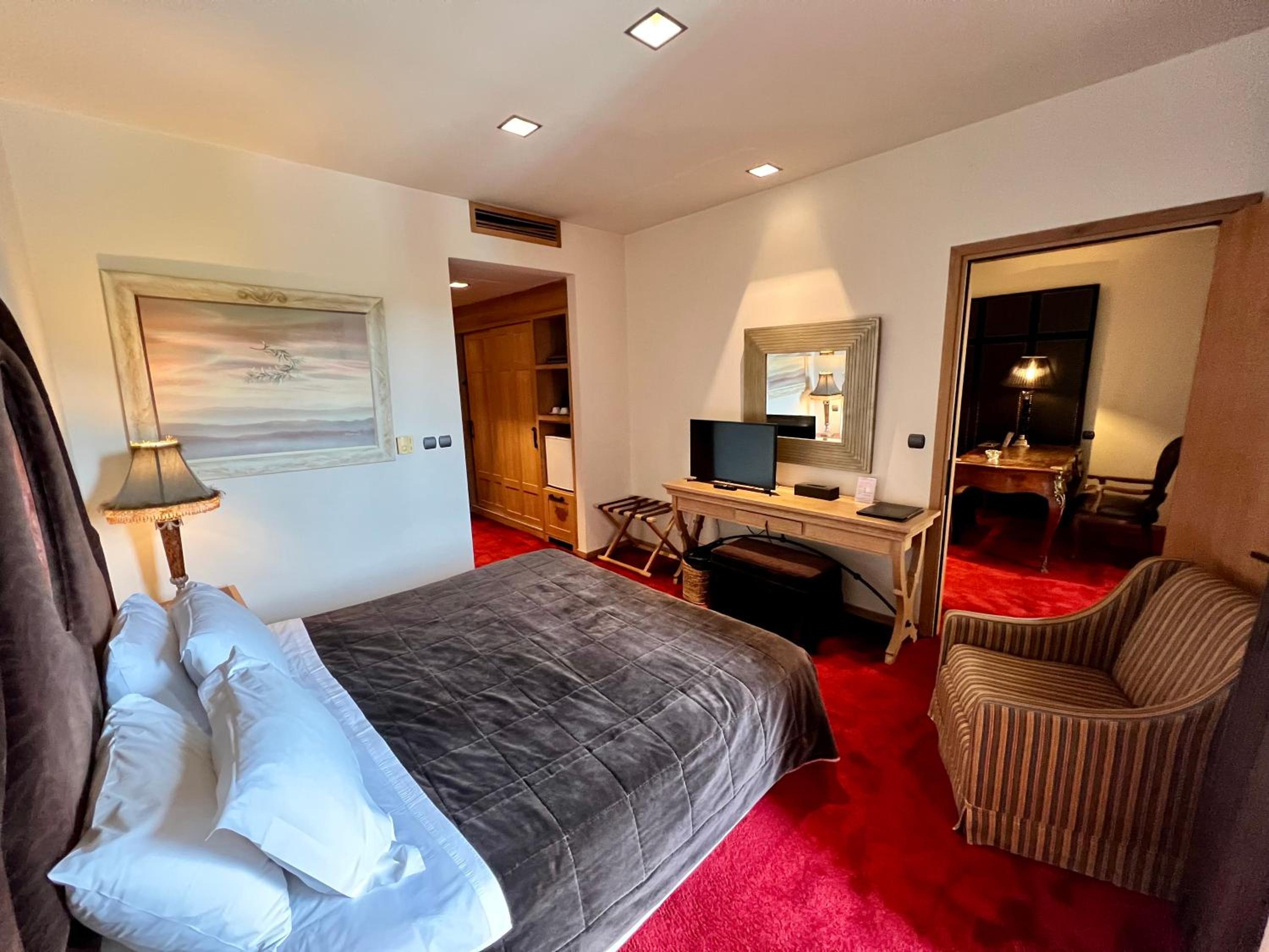 Presidential Suite photo 3