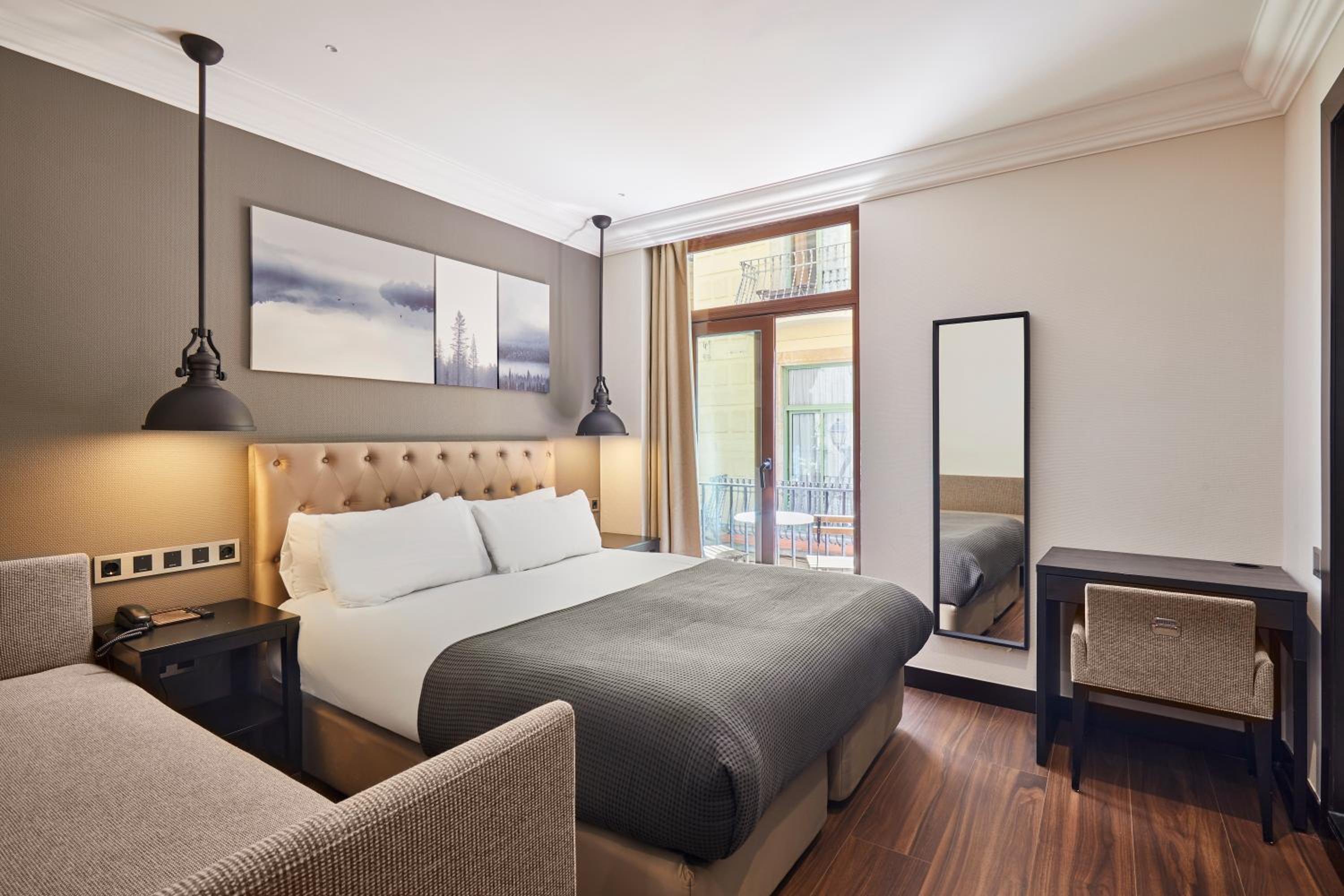 Habitación Doble Superior con Balcón