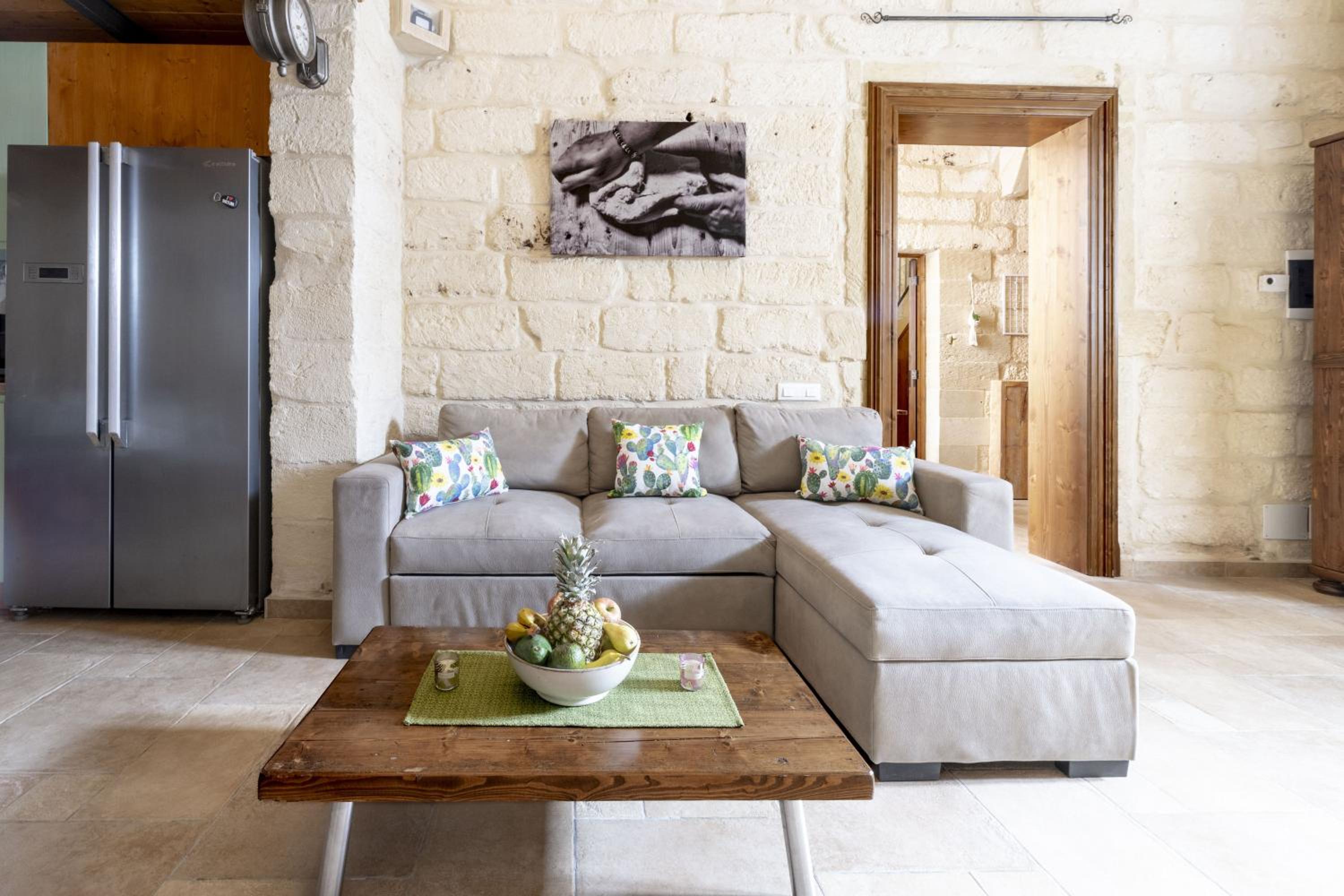 One-Bedroom Apartment with Garden View photo 3