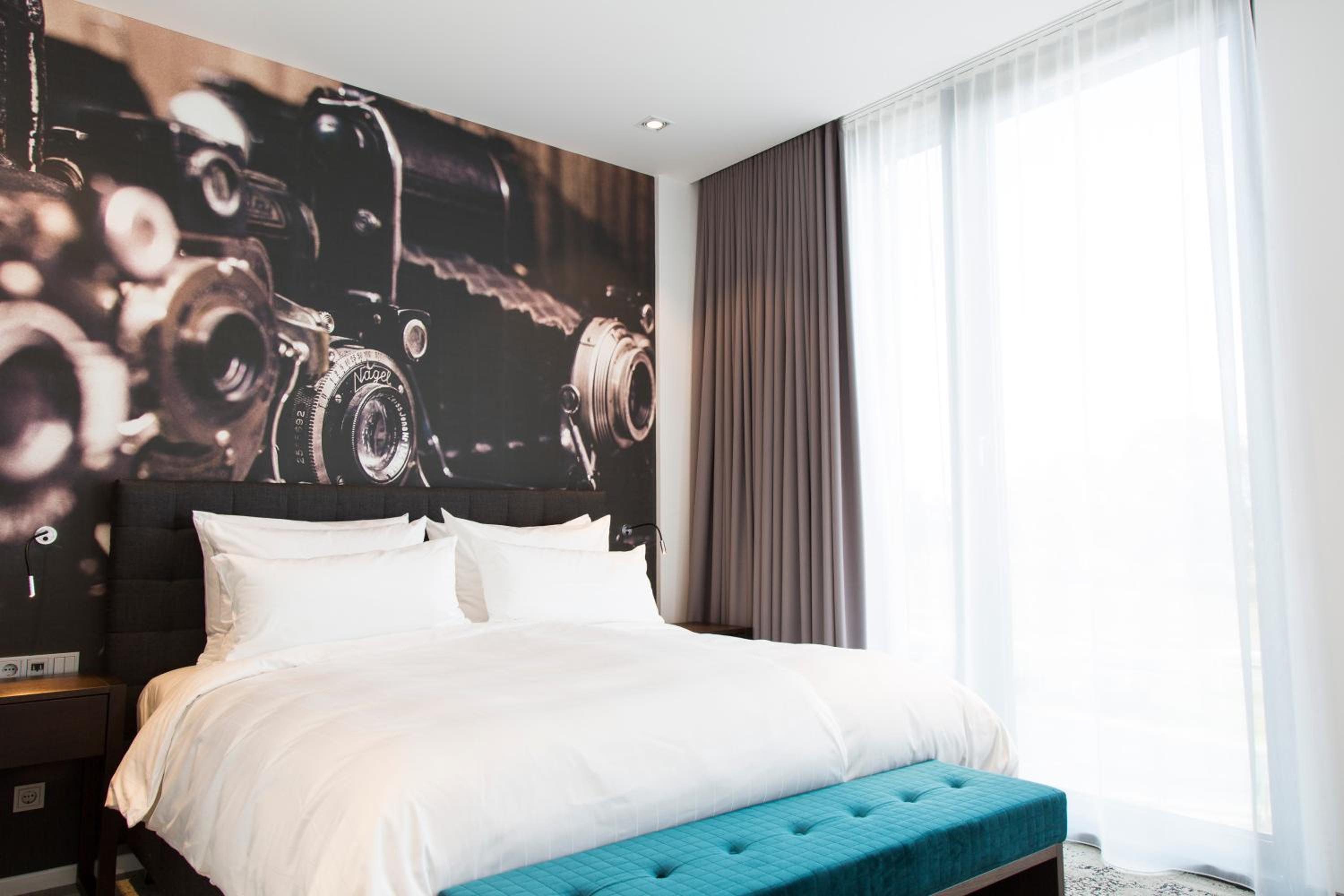 Standard King Room photo 1