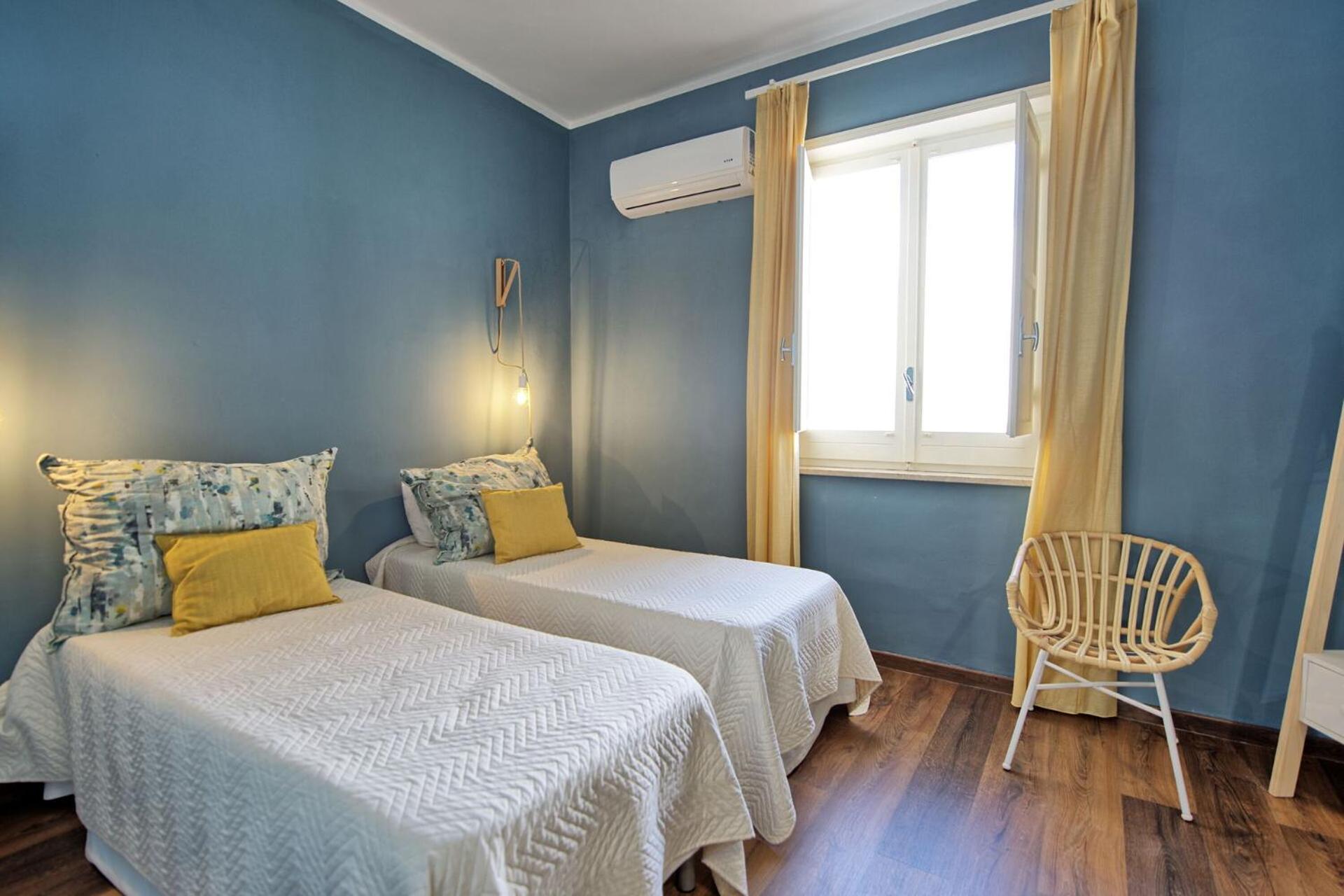 Villa photo 1