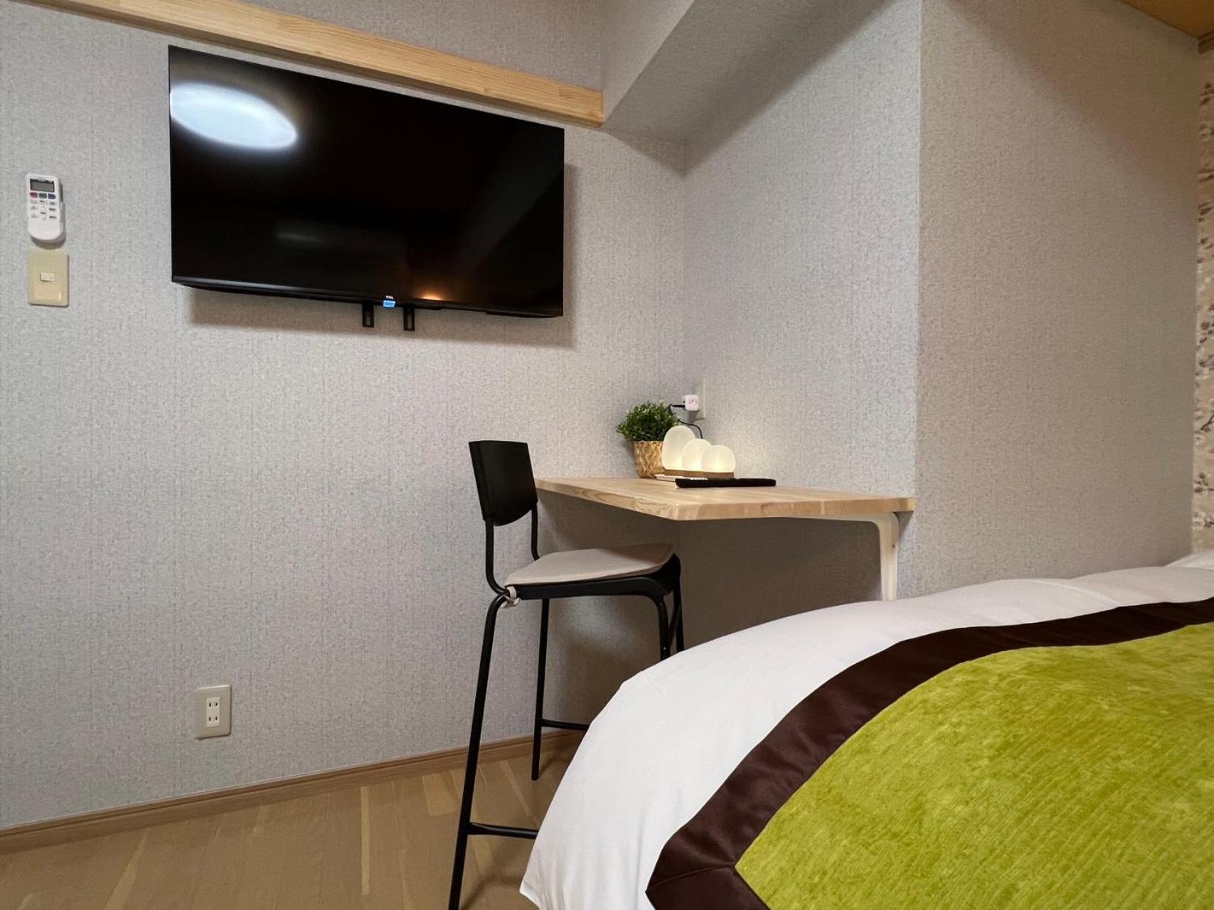 Two-Bedroom Apartment with Balcony photo 3