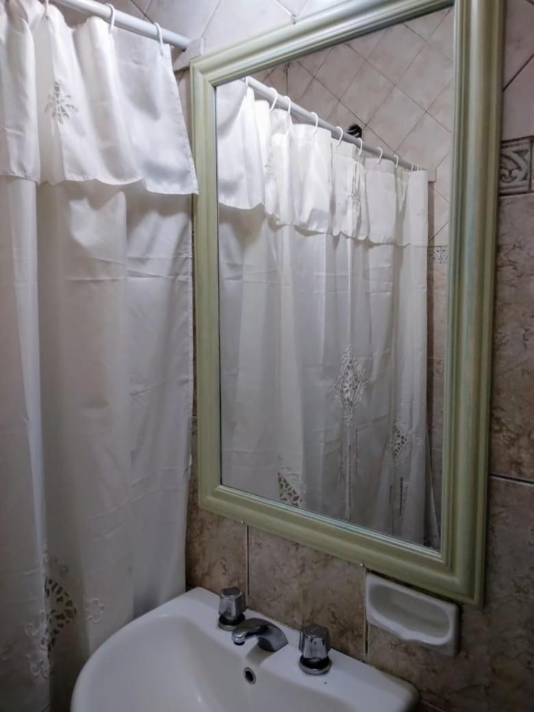 Basic Triple Room With Shared Bathroom photo 3