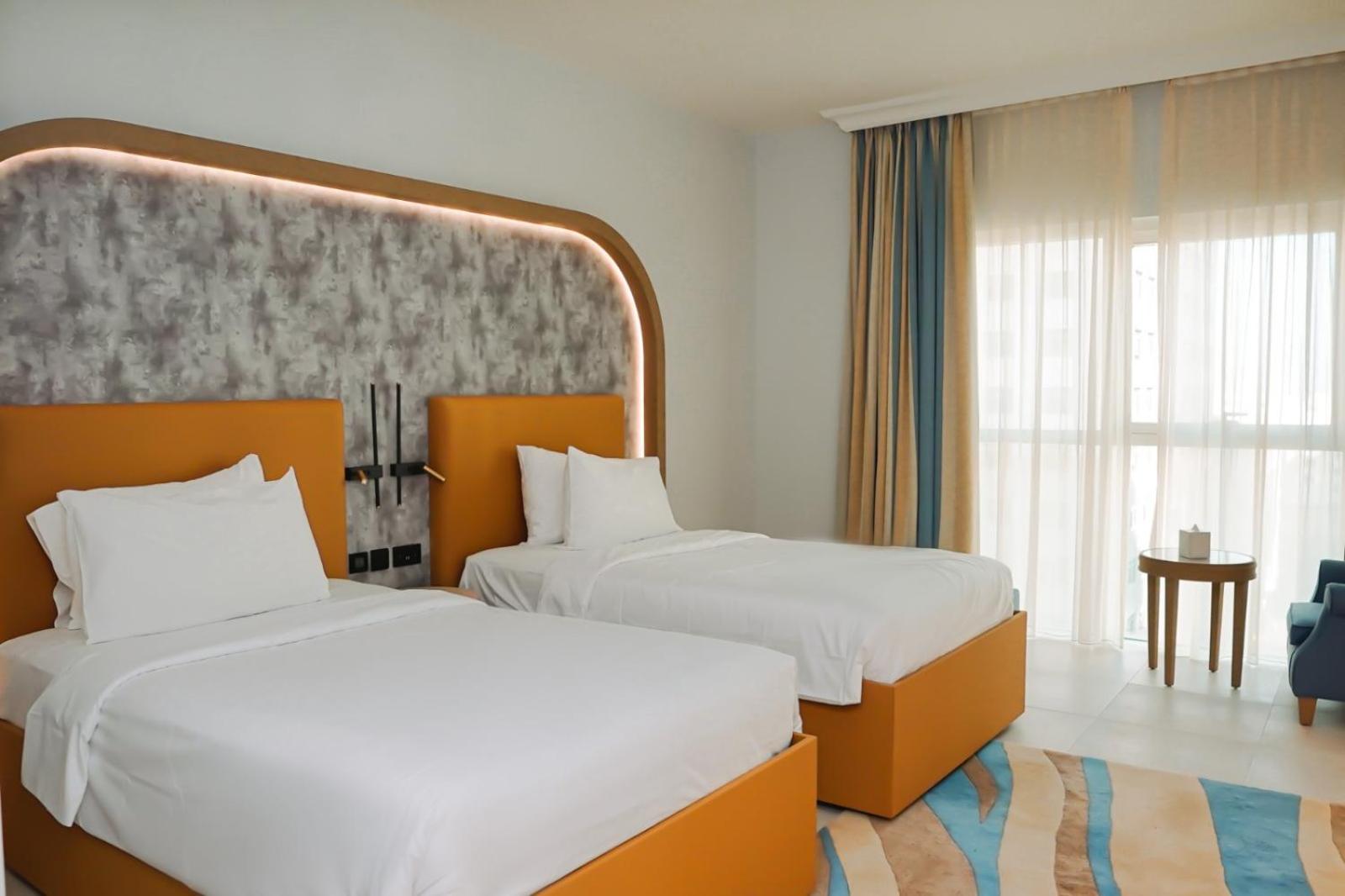 Deluxe Twin Room City View