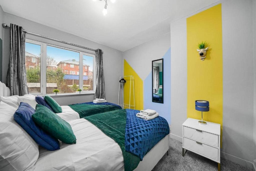 Three-Bedroom House photo 1