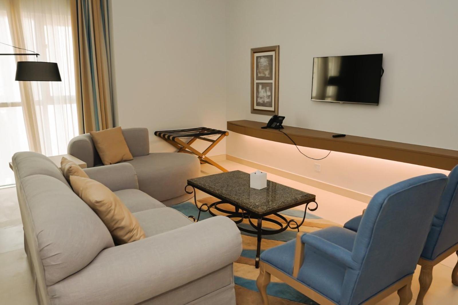 Family Deluxe Junior Suite City View
