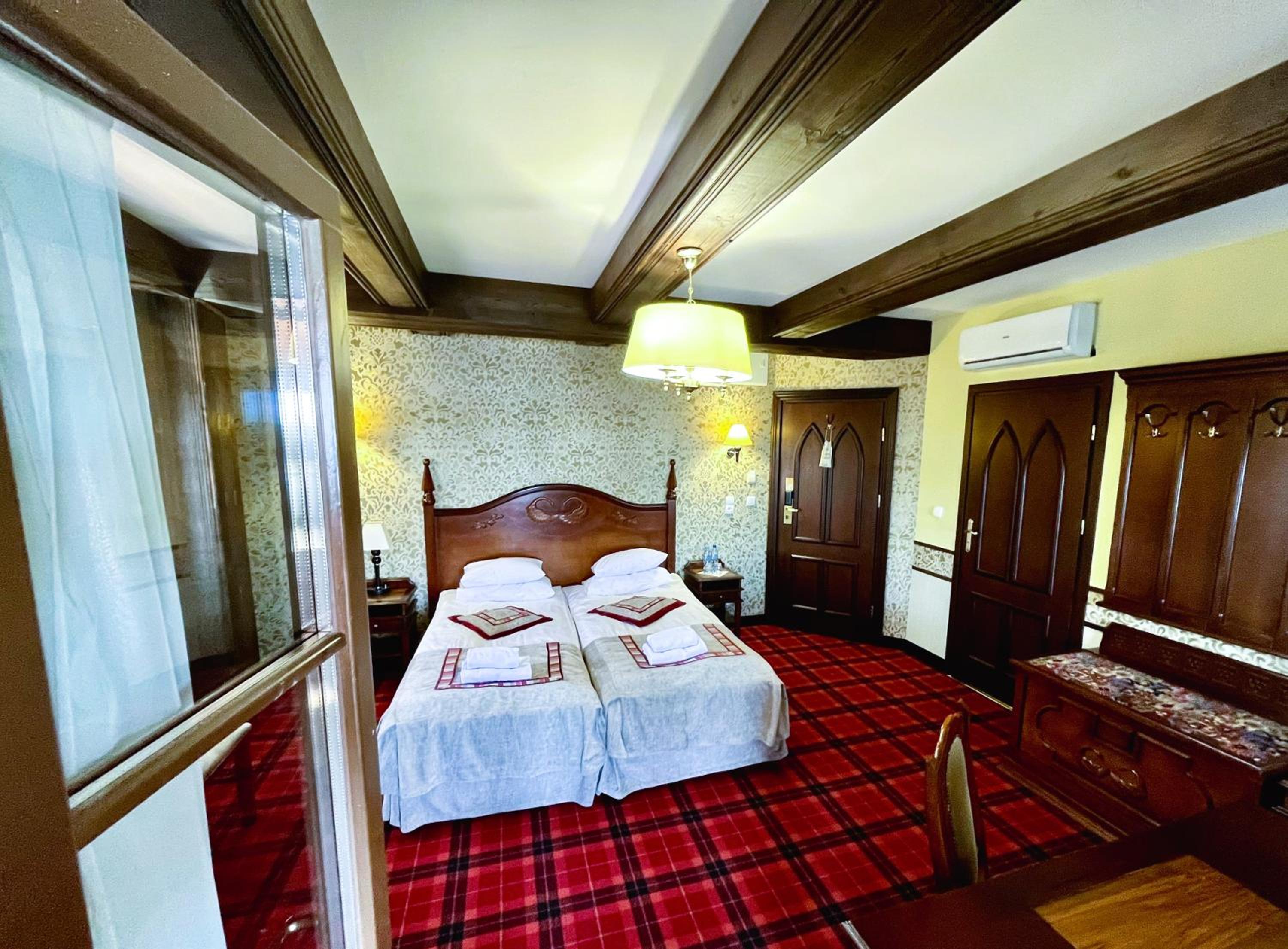 Double or Twin Room - Photo 1