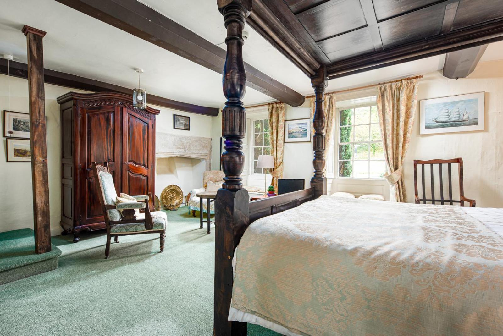 Double Room with Private Bathroom photo 2