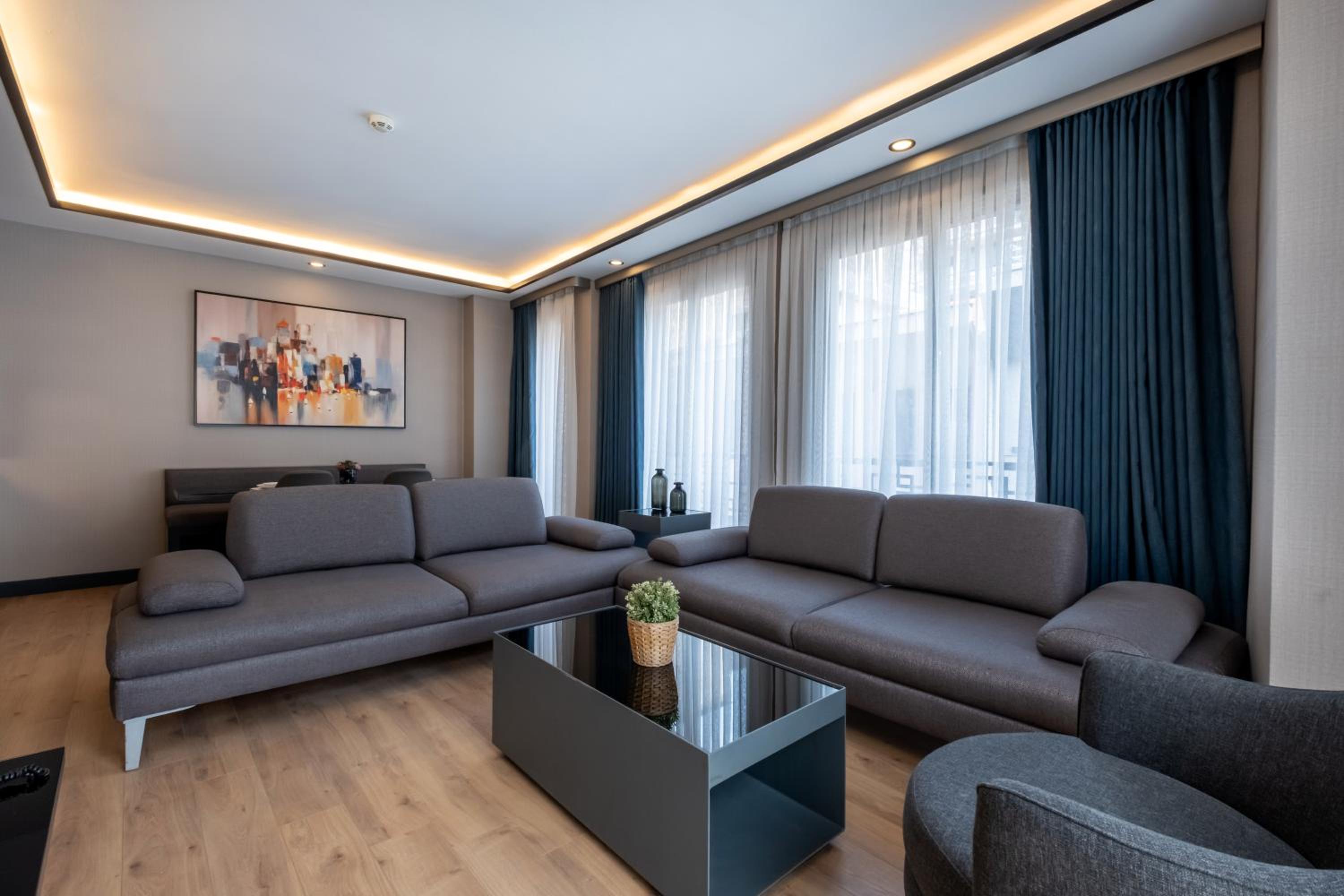 Two-Bedroom Suite photo 1