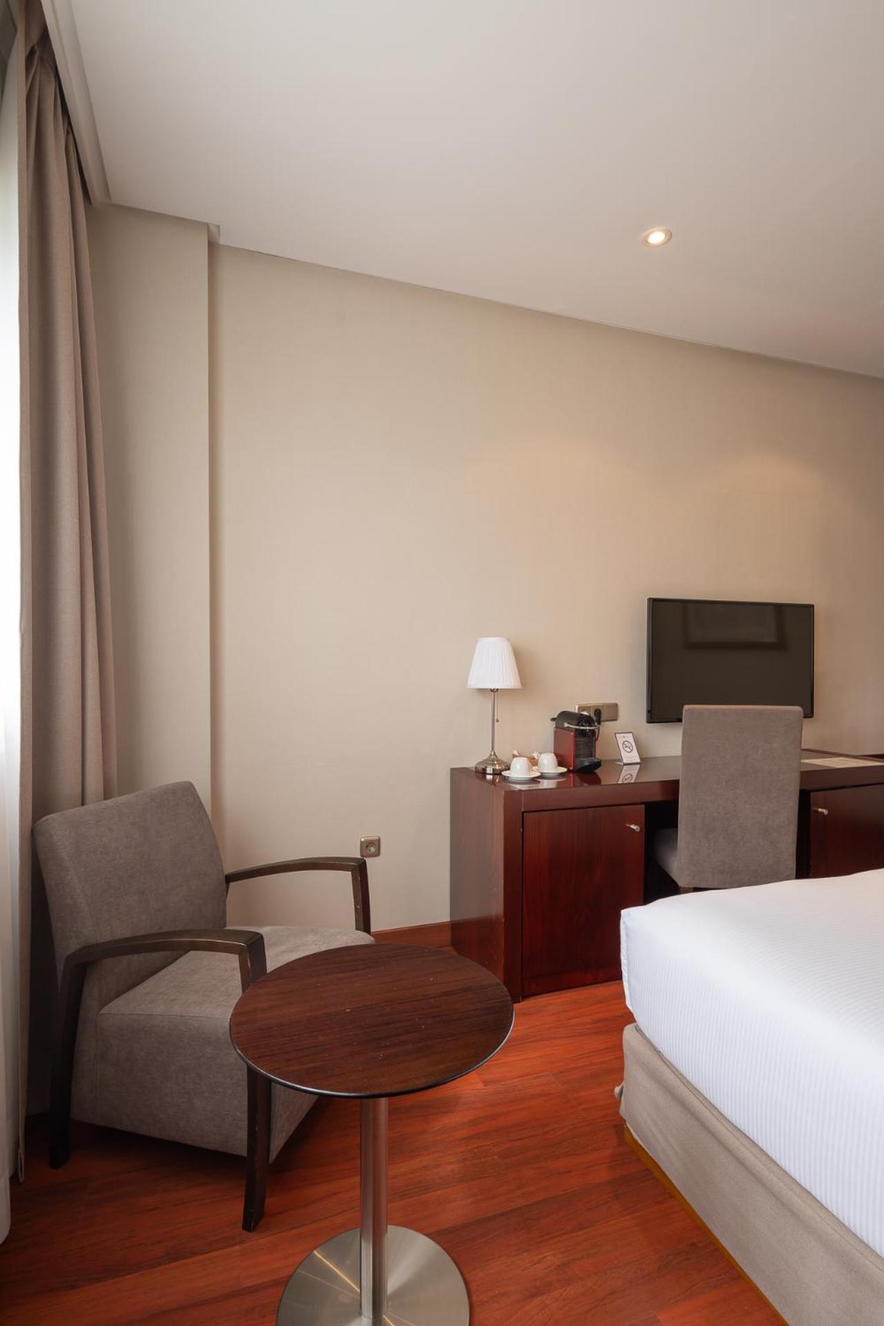 Superior Double Room - Photo 4