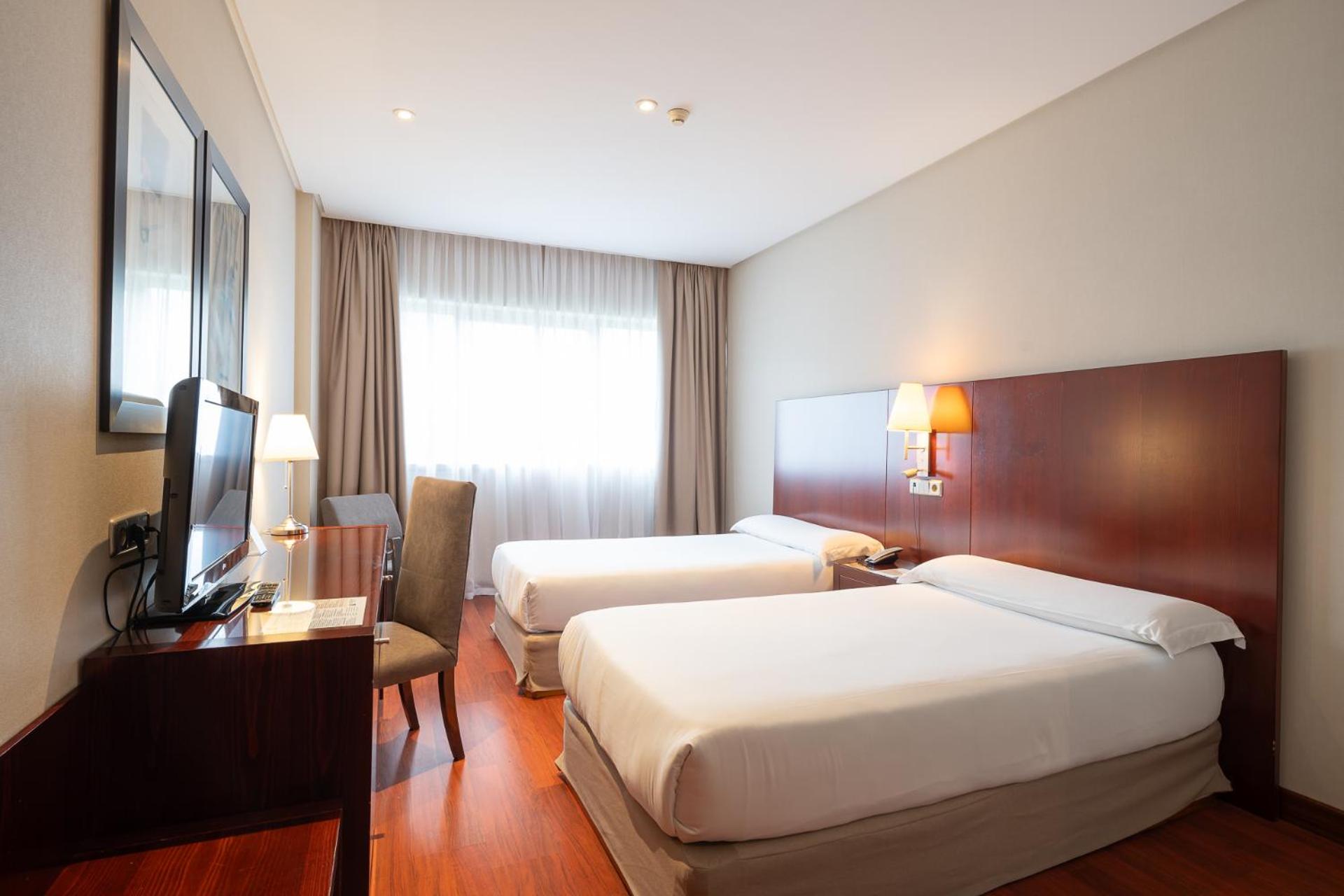 Twin Room - Photo 1