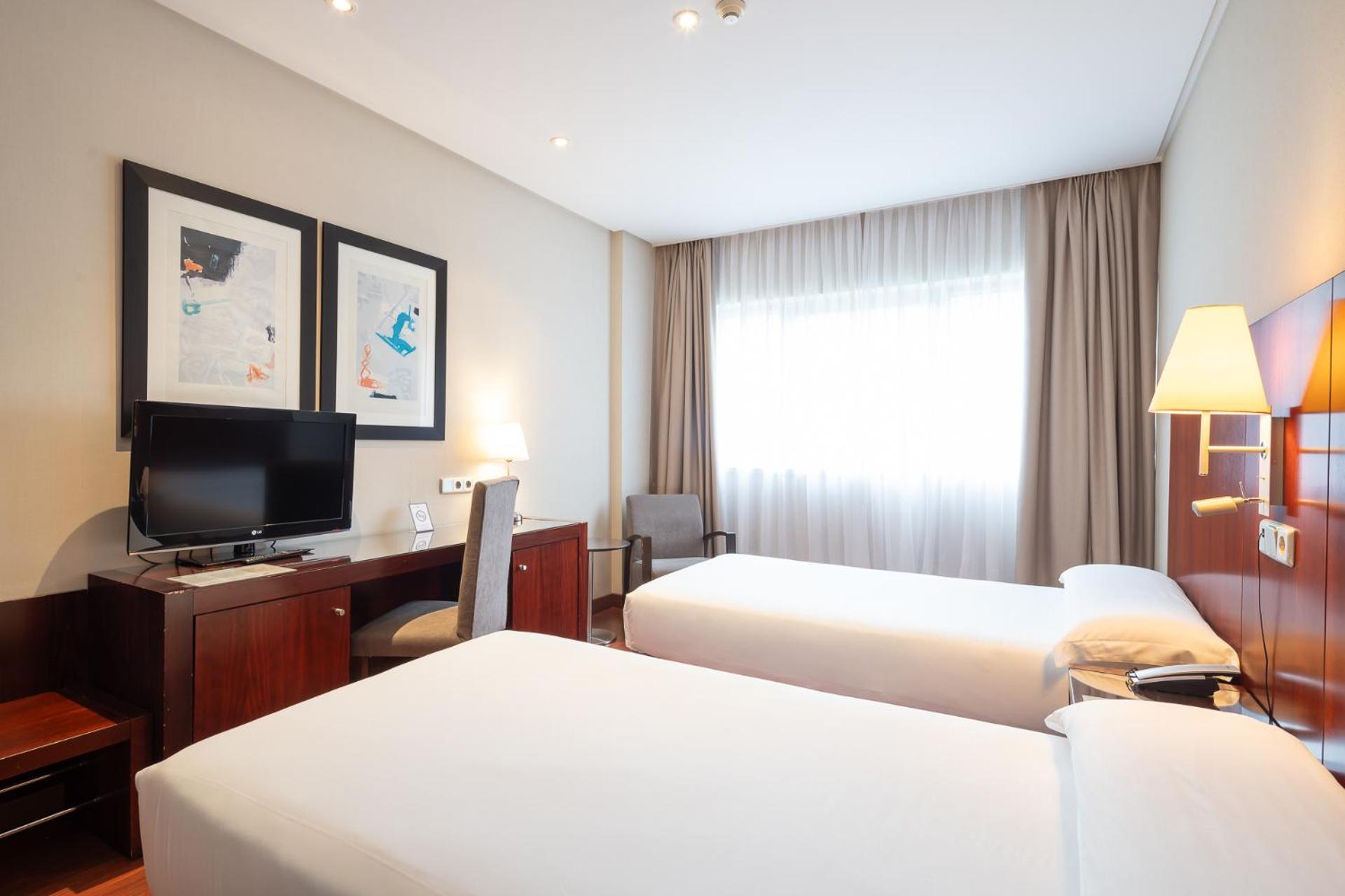 Twin Room - Photo 4