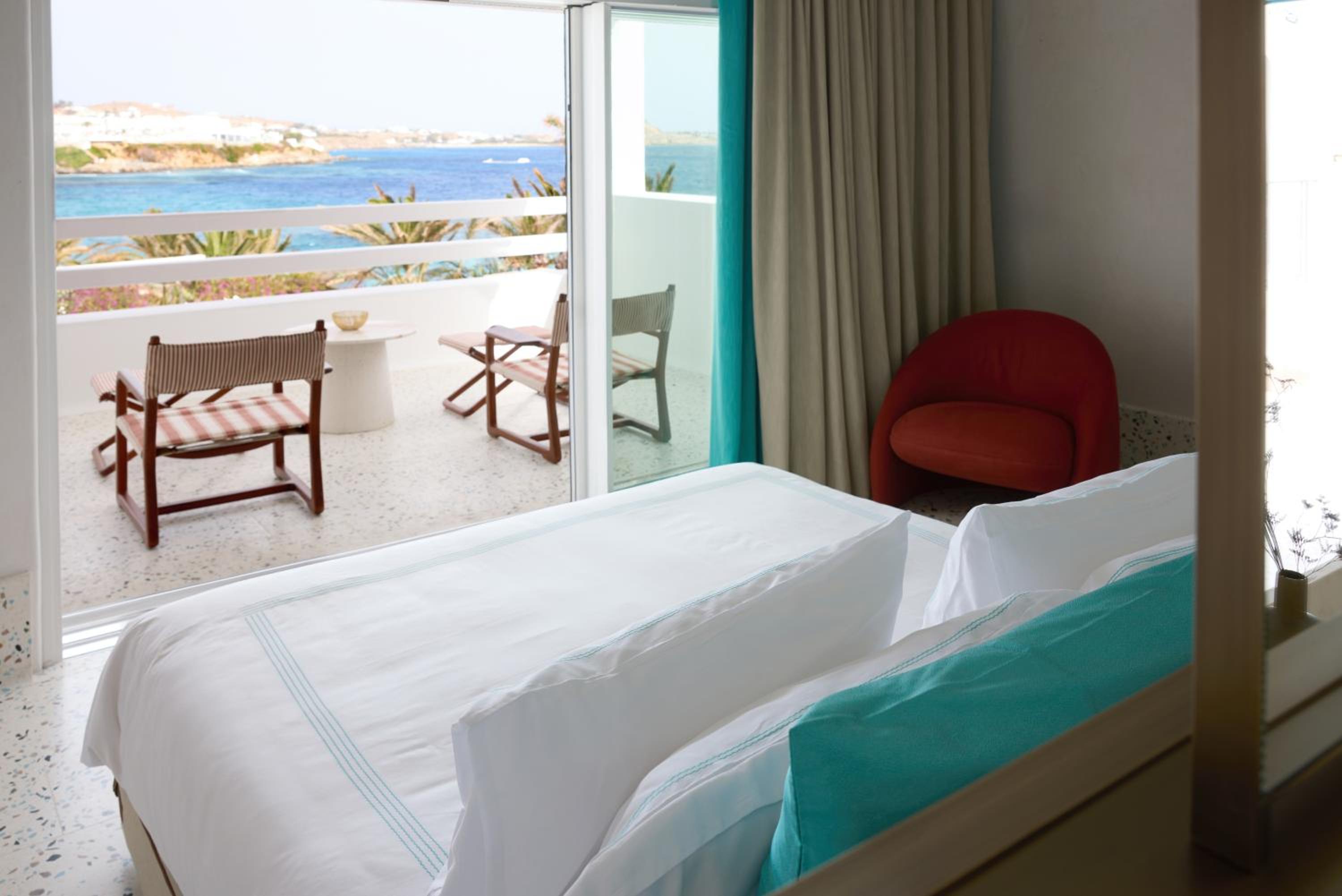Deluxe Double Room with Sea View - Photo 3