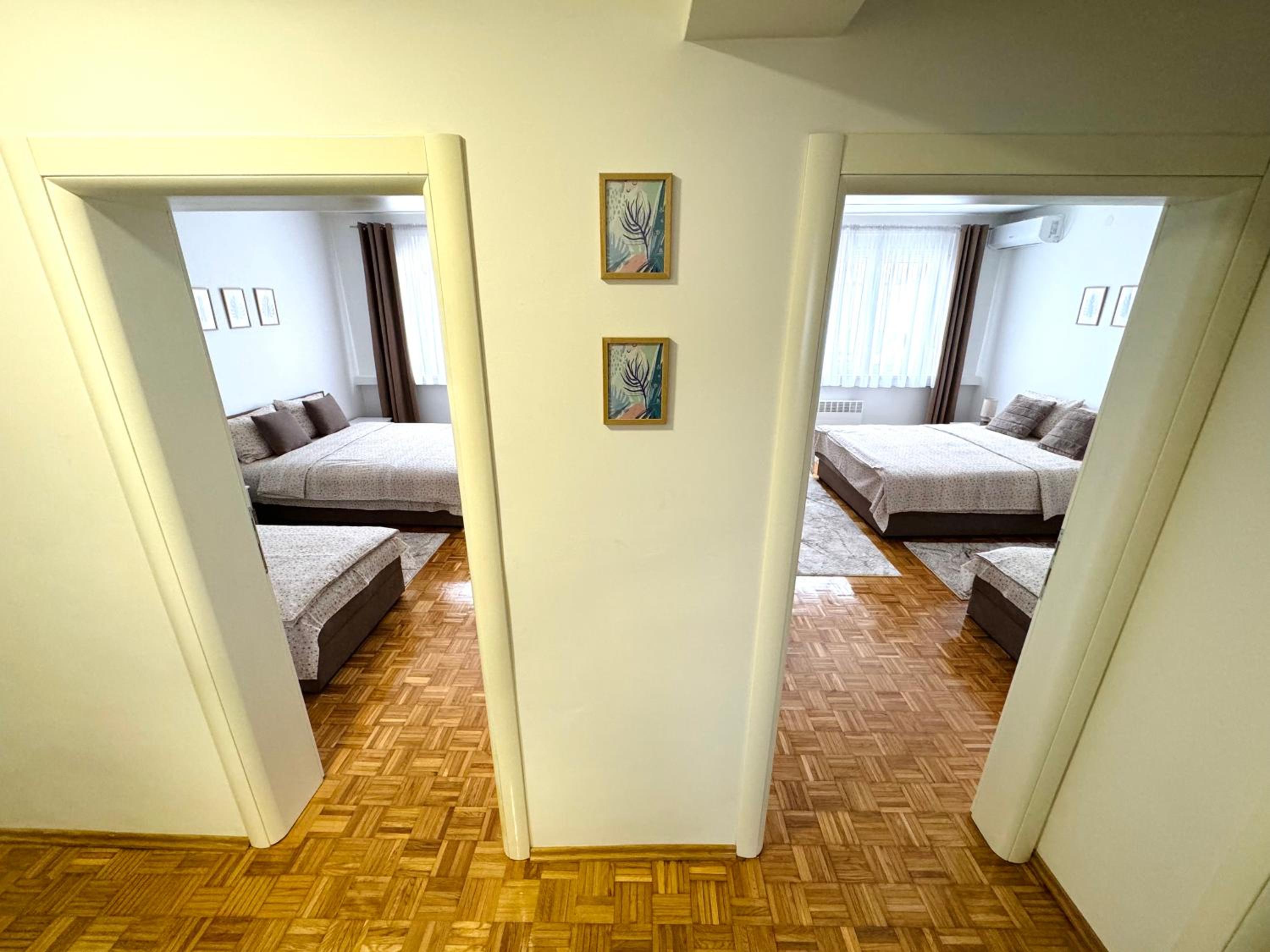 Two-Bedroom Apartment with City View photo 2