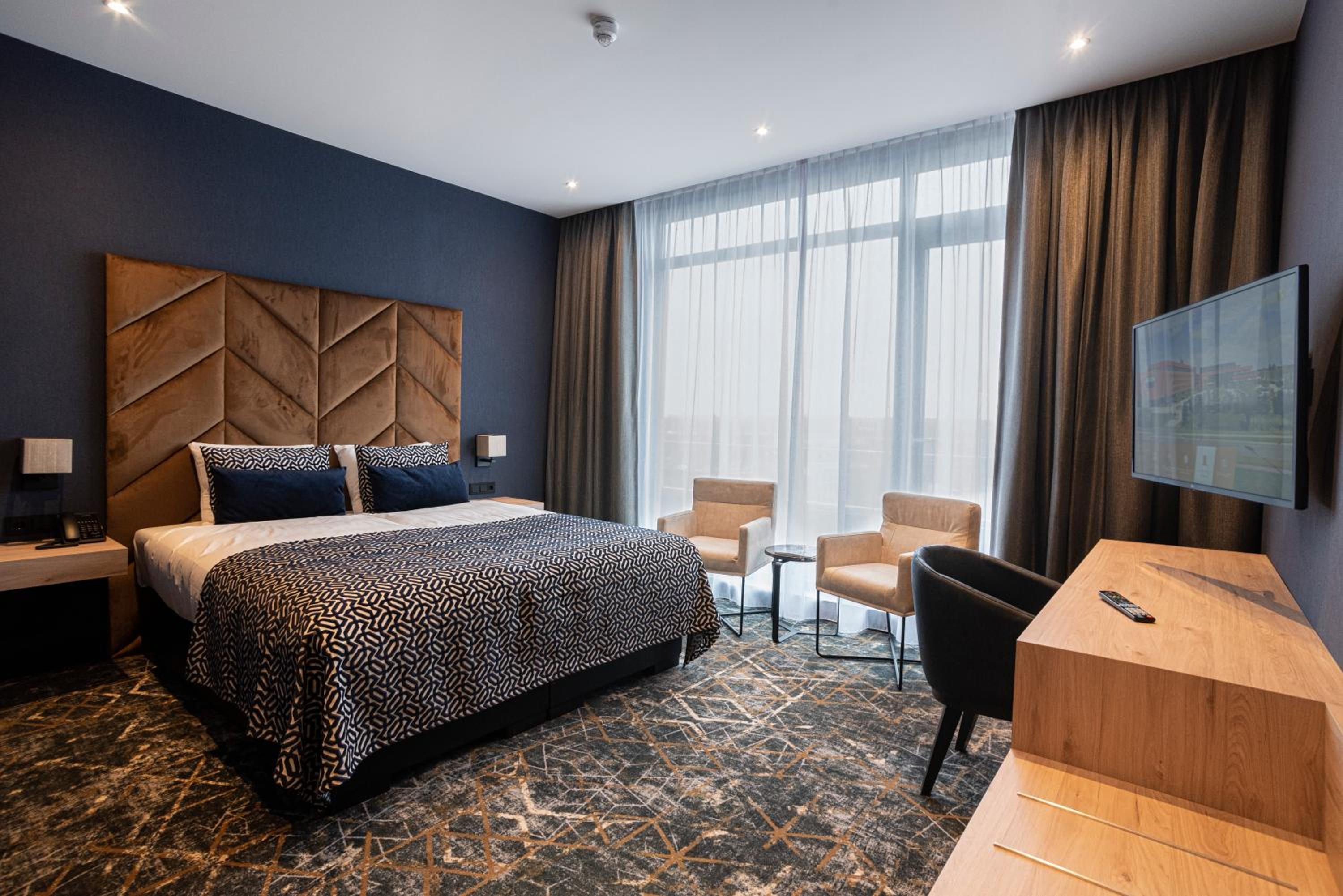 Standard Double Room - Photo 4