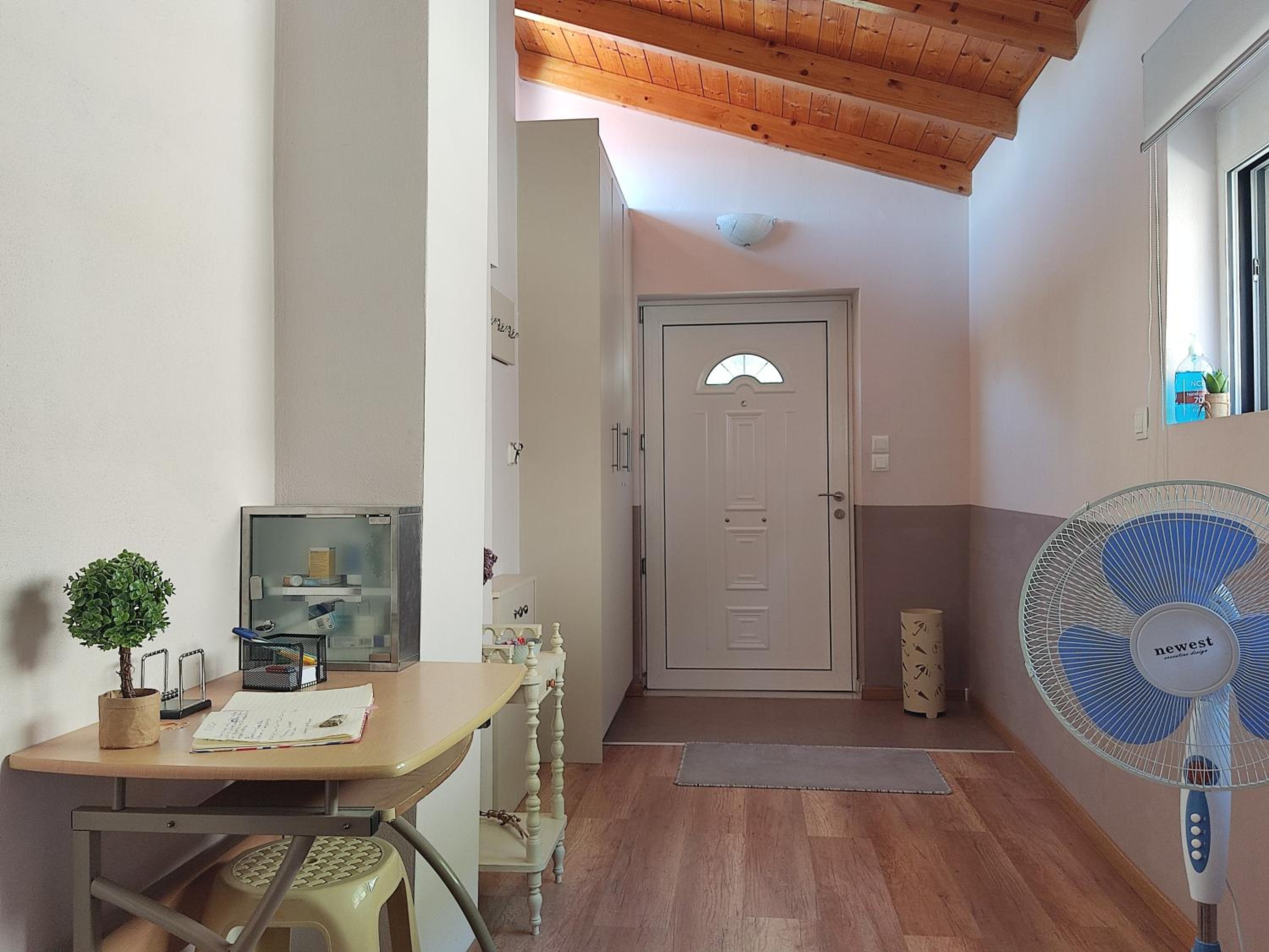 Three-Bedroom Apartment - Photo 15
