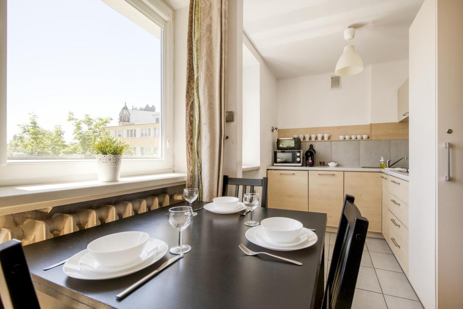 Two-Bedroom Apartment with Balcony - Photo 9