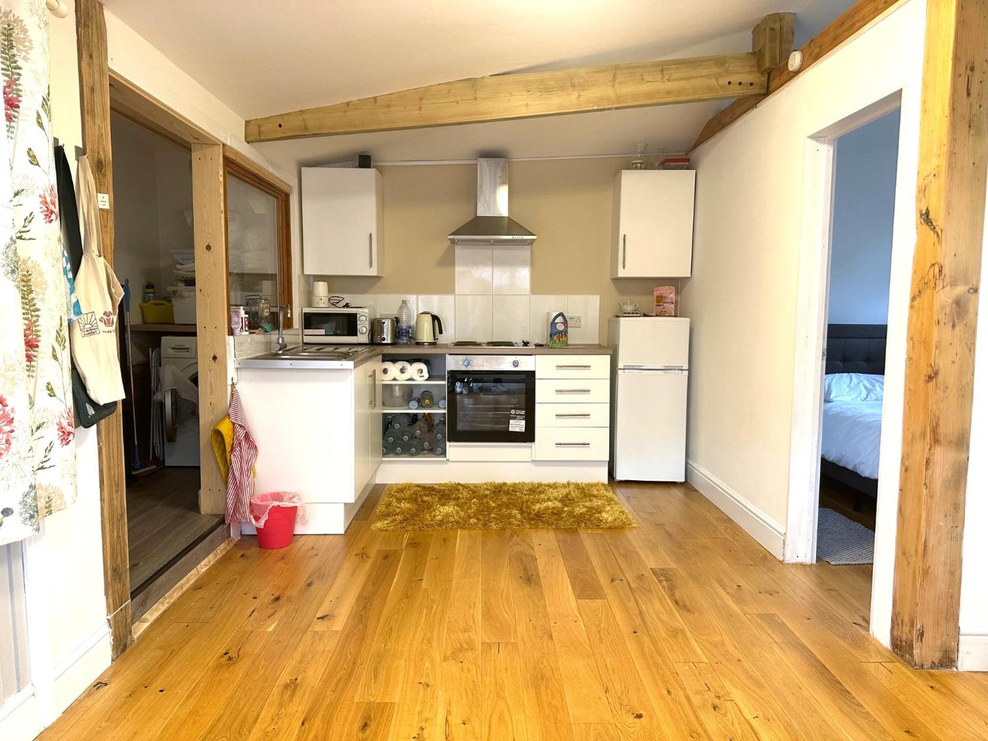 One-Bedroom House photo 2