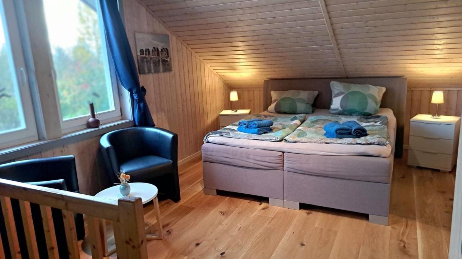 Four-Bedroom House photo 3