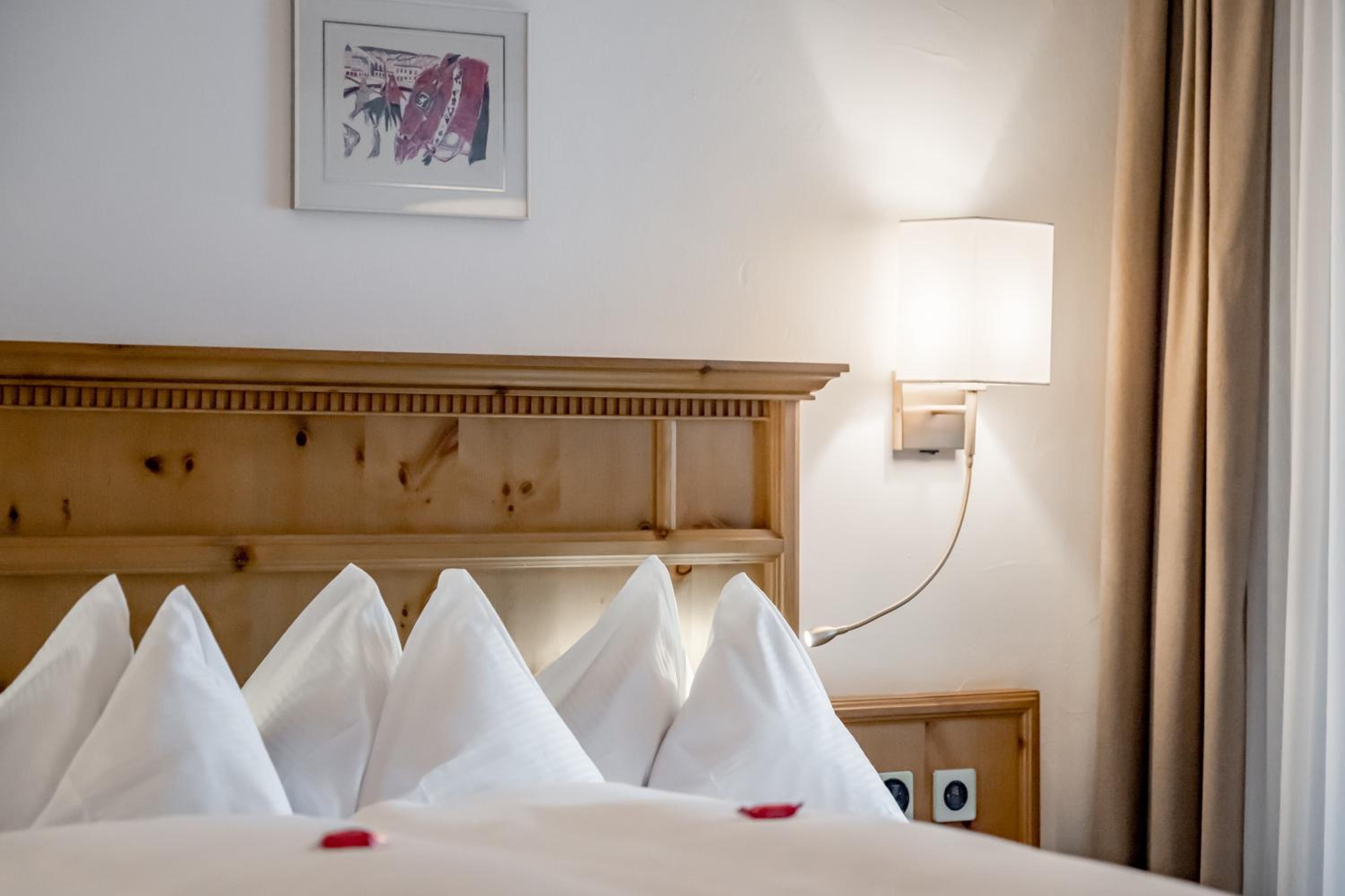 Superior Double Room with Balcony photo 2