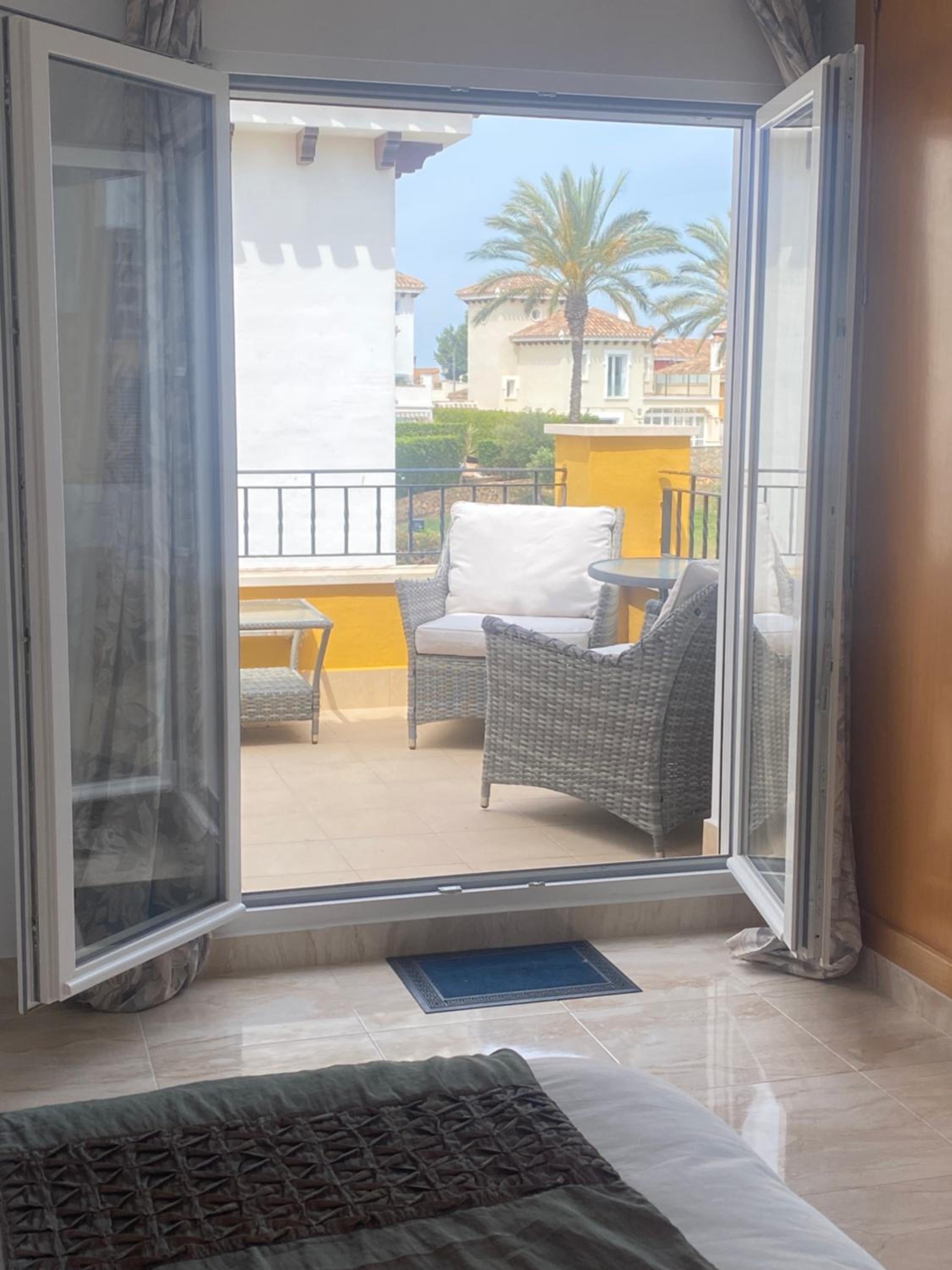 Villa with Private Pool - Photo 9