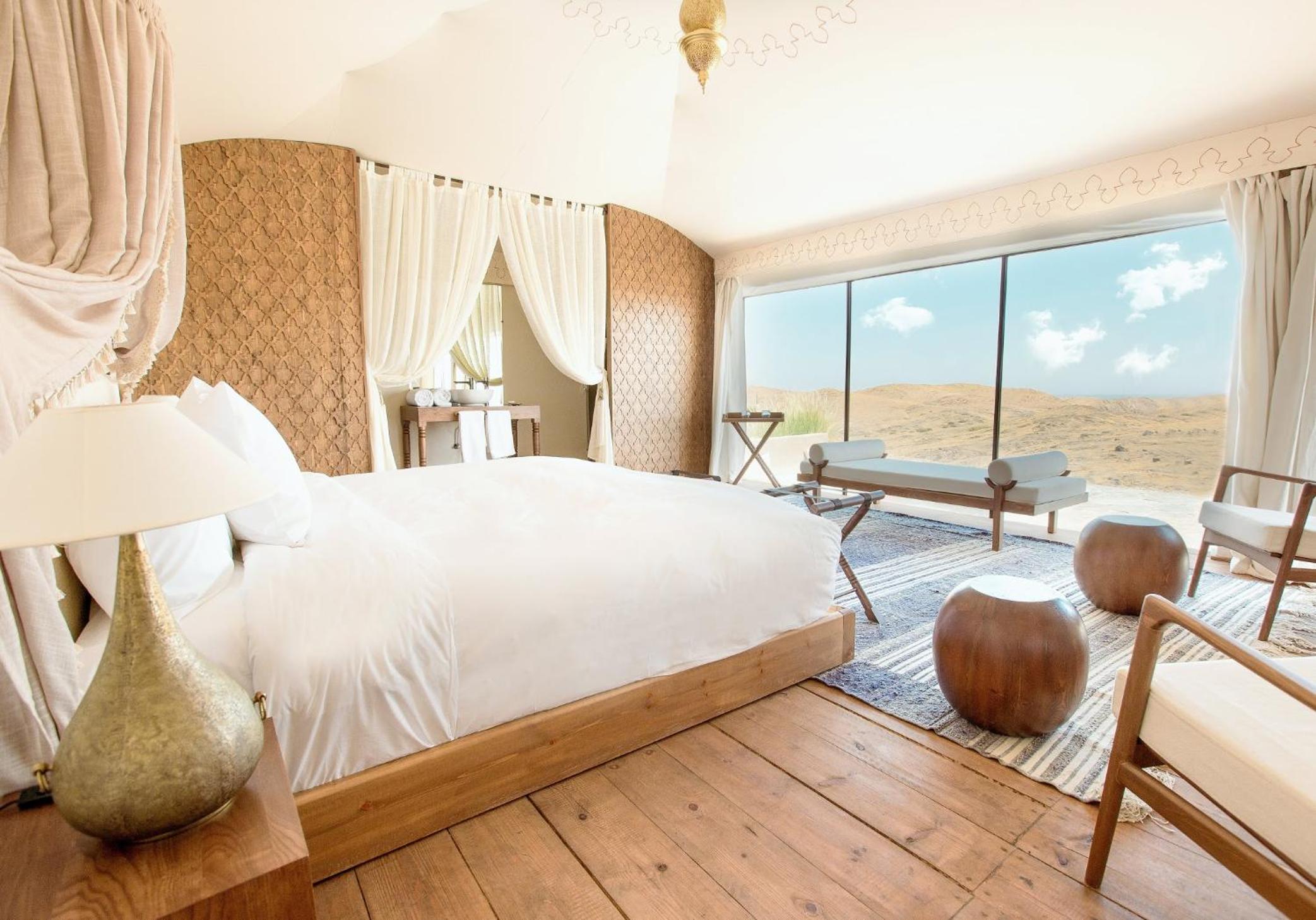 View Lodge - Photo 1