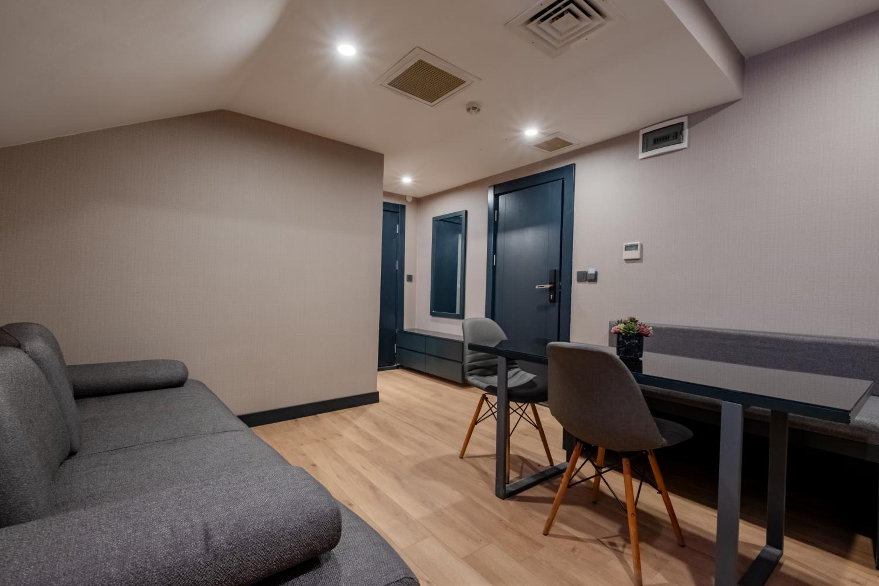 Standard Suite photo 2