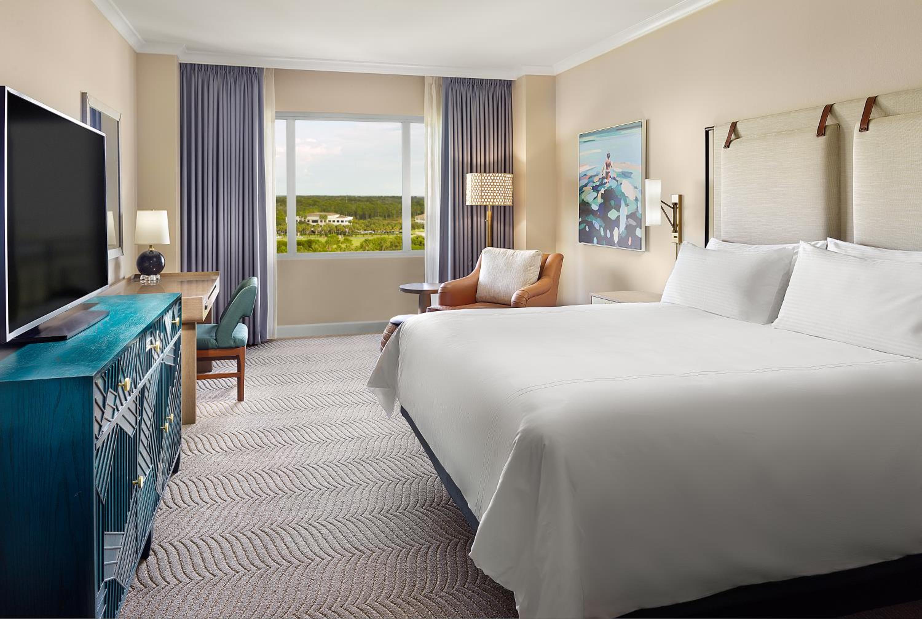 Accessible Deluxe Executive Guestroom