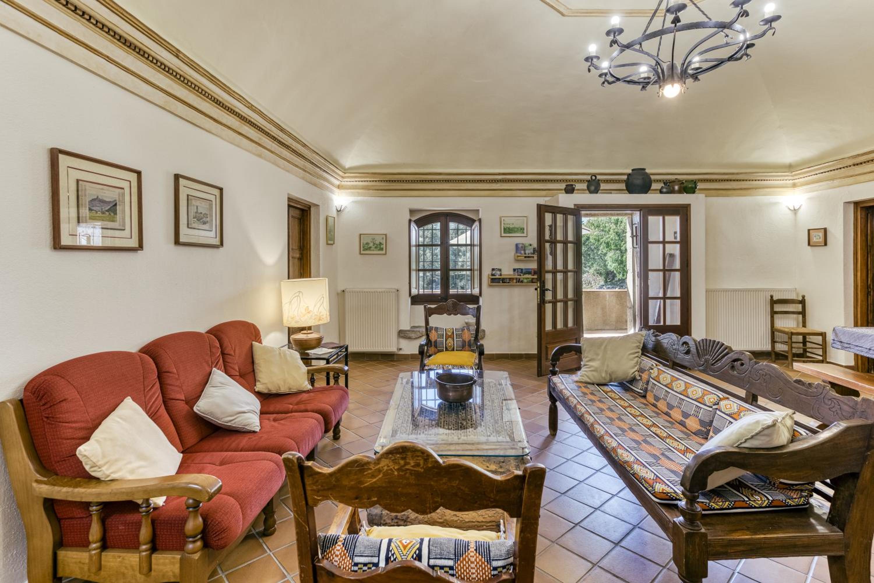 Villa with Garden View
